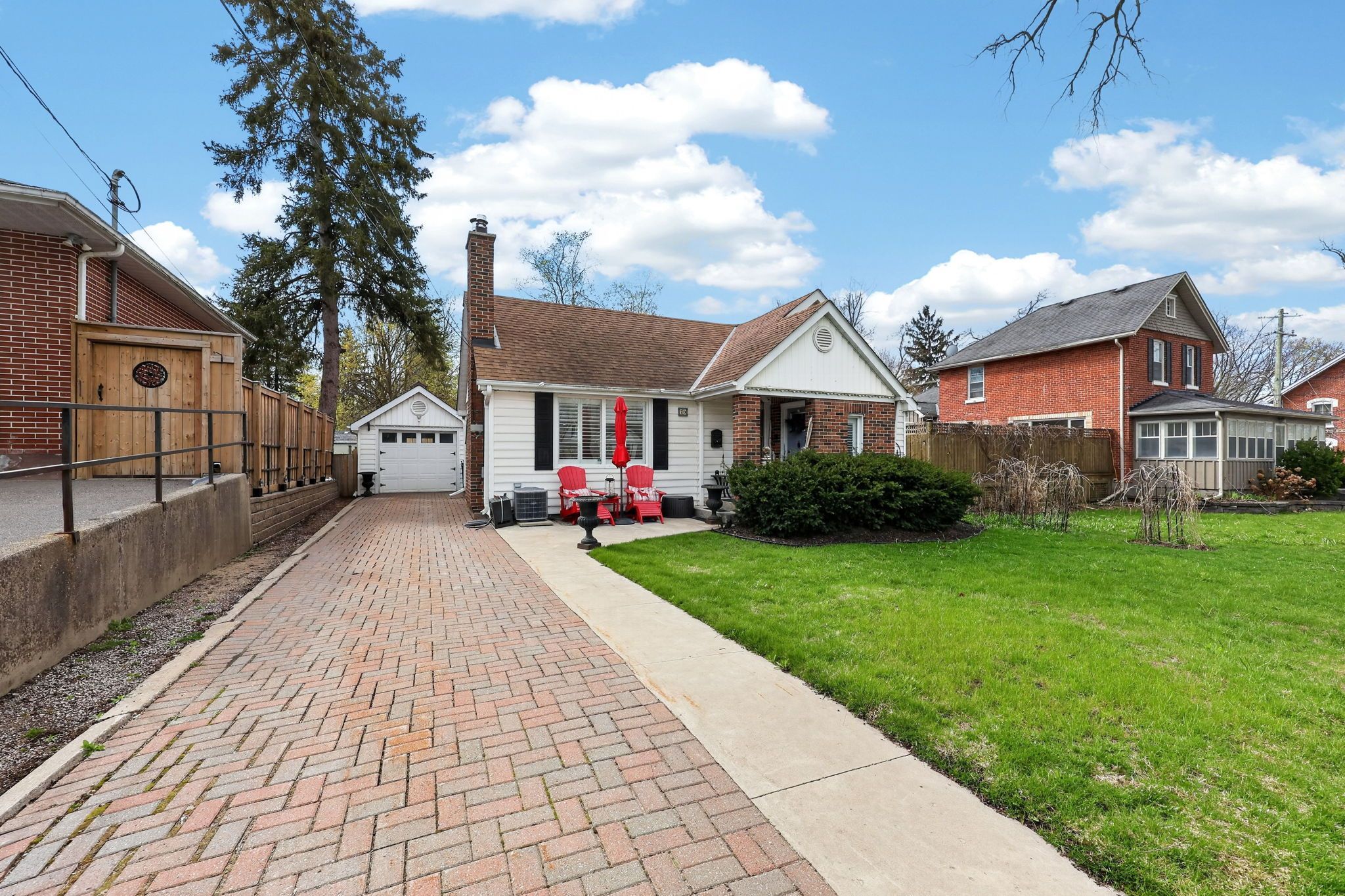 79 Penetang Street, Barrie, On L4m 1v7