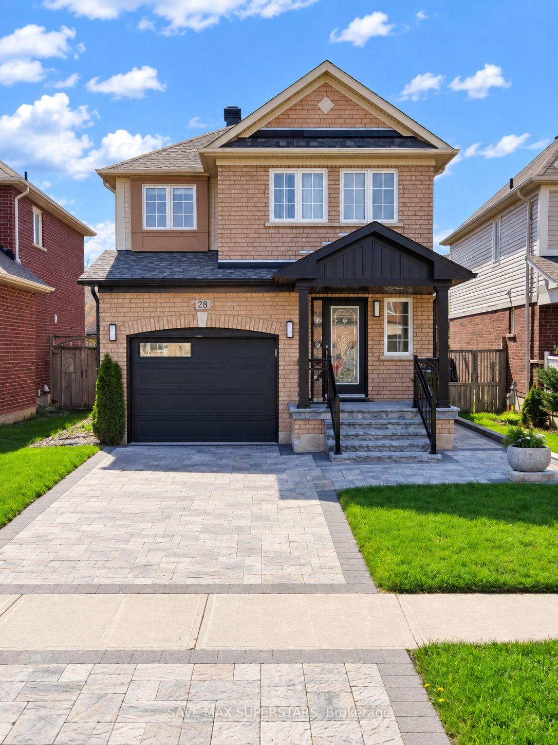 28 Versailles Crescent, Barrie, On L4m 0b8