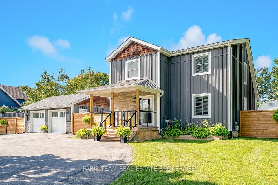 2 Agnes Street, Oro-Medonte, On L0k 1n0