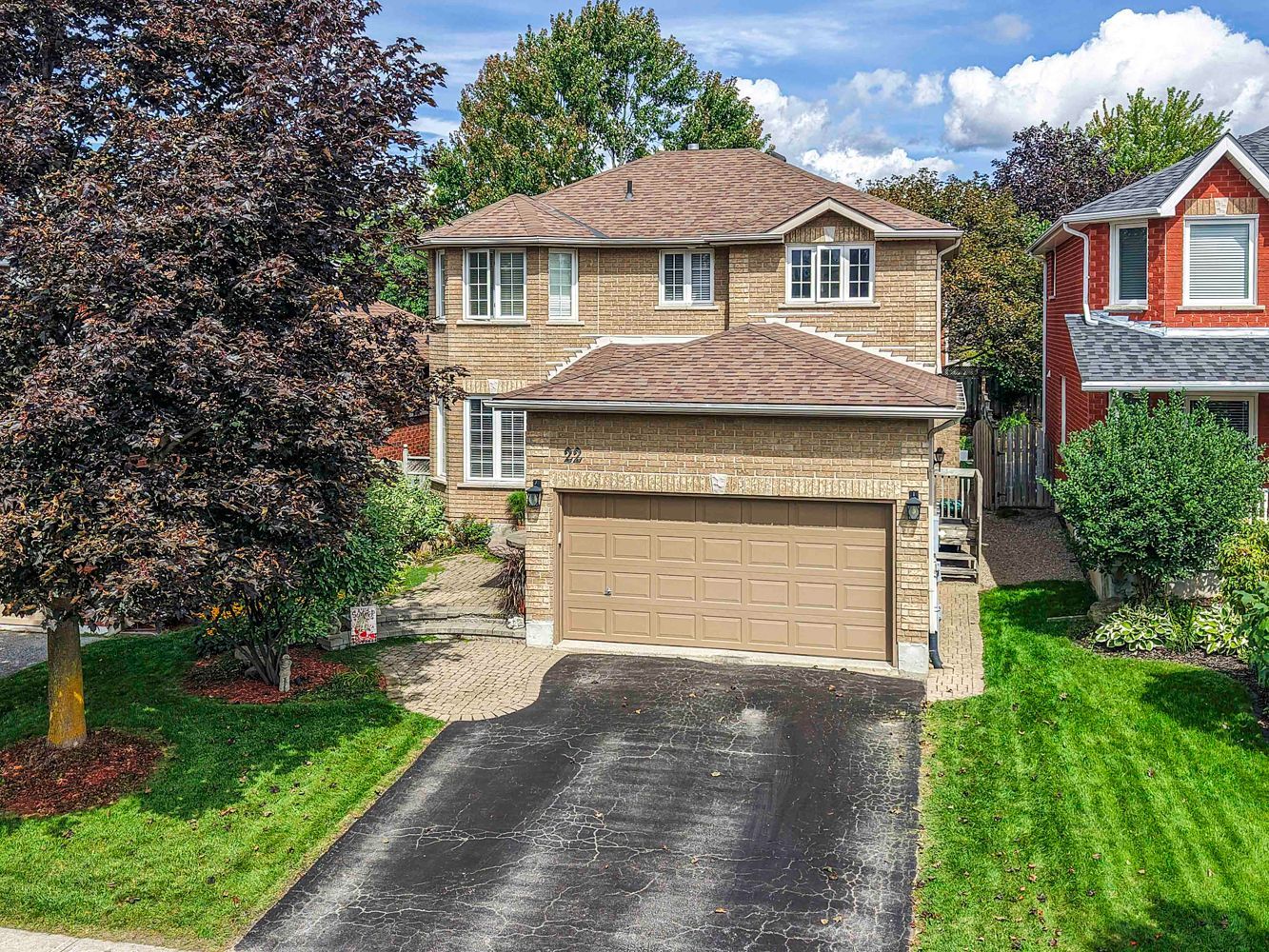 22 Taylor Drive, Barrie, On L4n 8k6