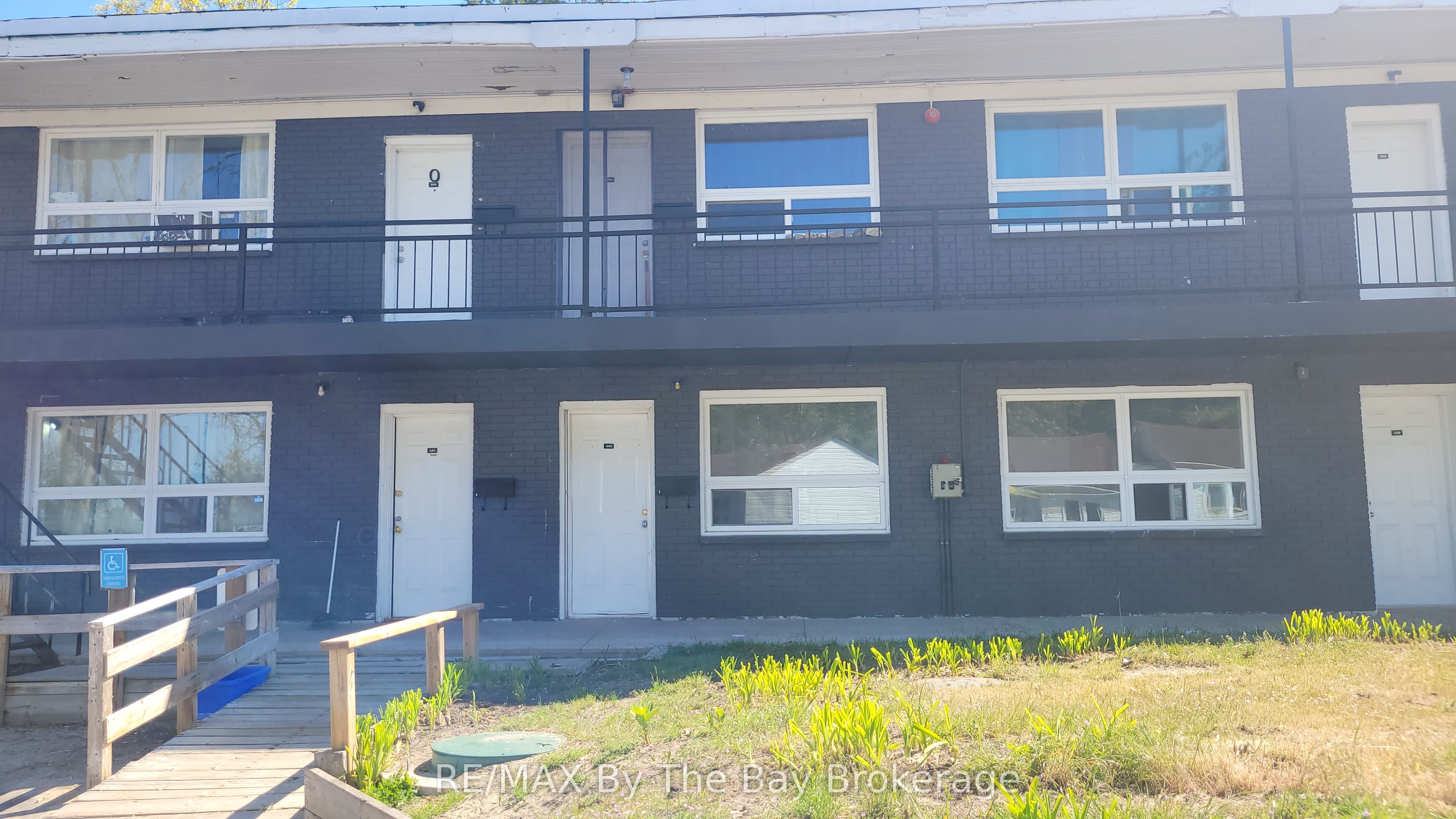 280 River Road E A05, Wasaga Beach, On L9z 2l7