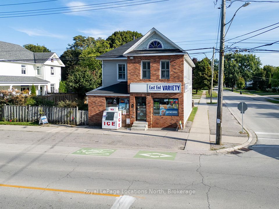 256 Ontario Street, Collingwood, On L9y 1m9