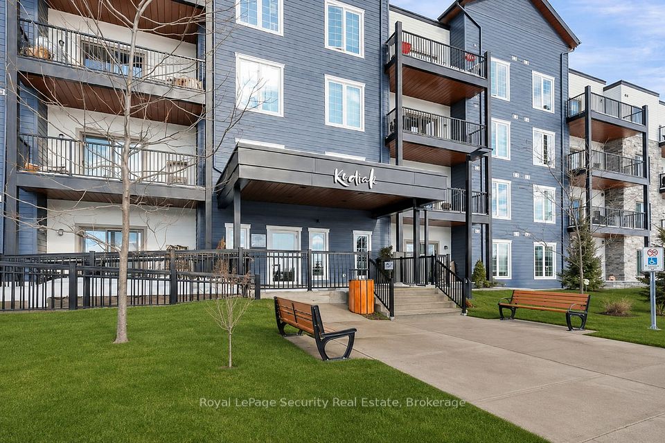 54 Koda Street 217, Barrie, On L9j 0j6