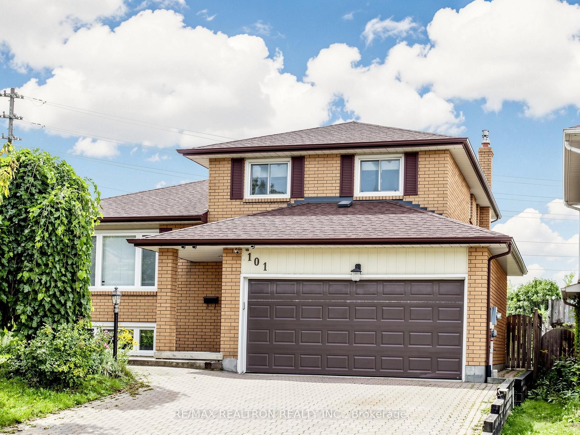 101 Chieftain Crescent, Barrie, On L4n 6j2