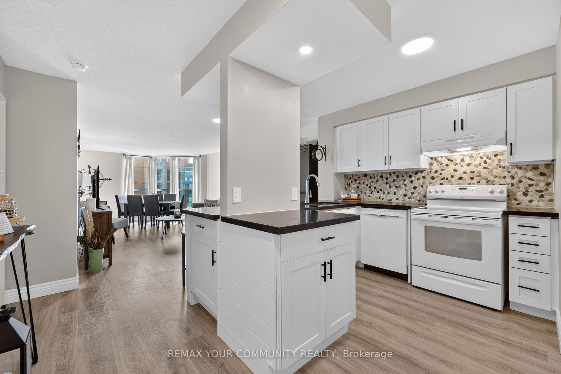140 Dunlop Street E 1409, Barrie, On L4m 6h1