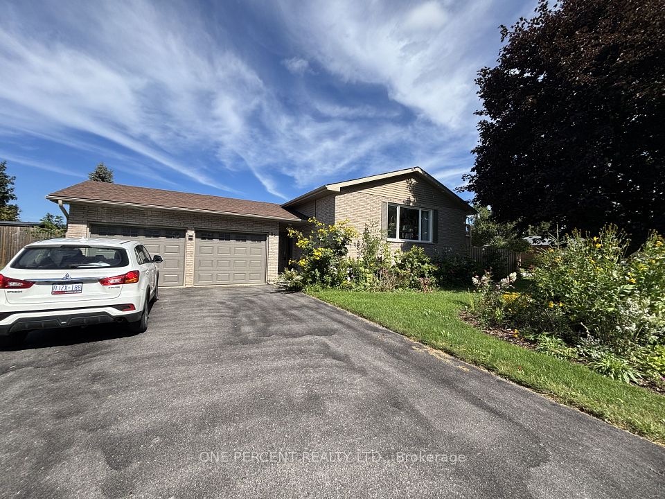 25 Bertram Drive, Springwater, On L0l 1p0