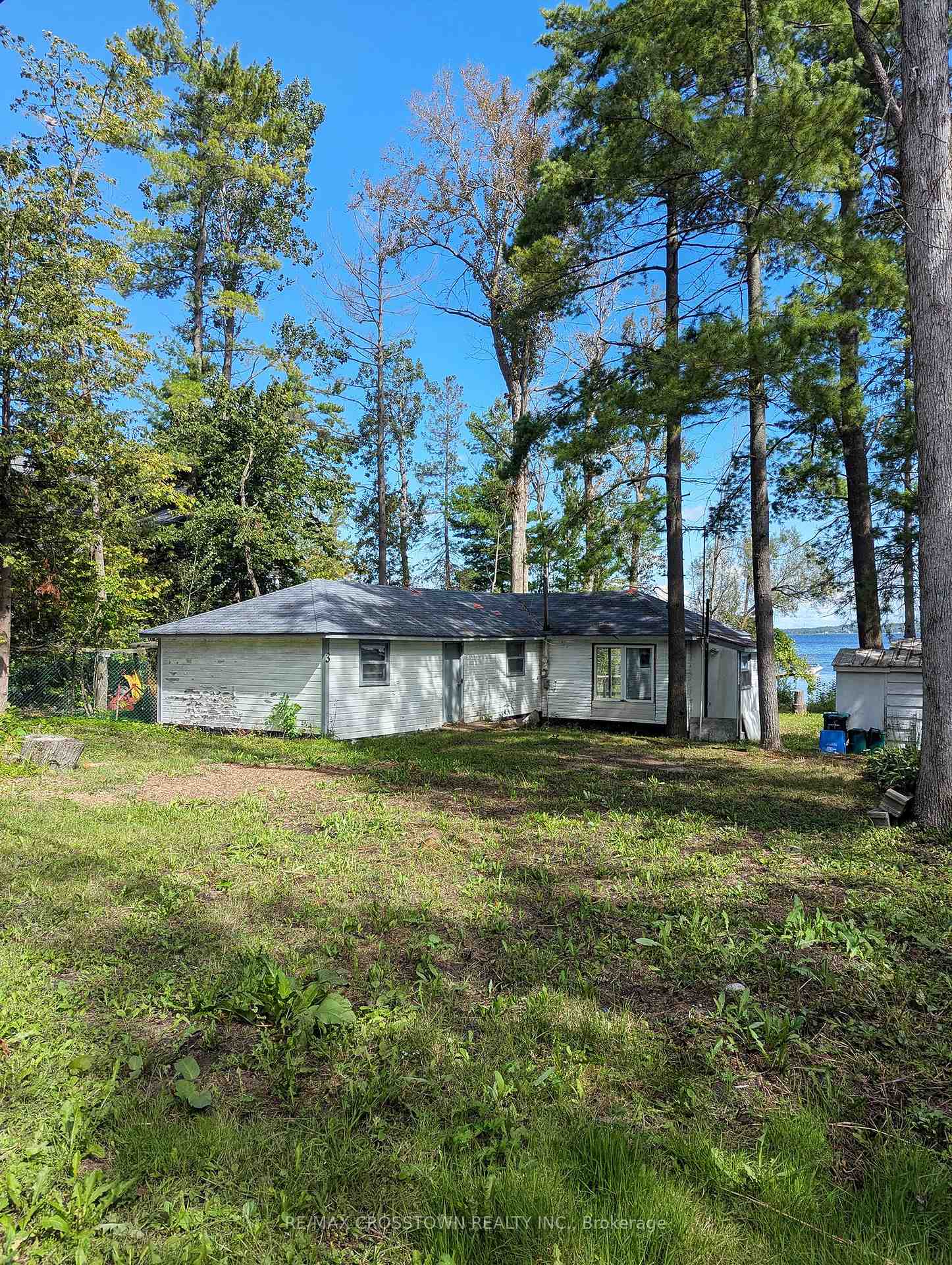 3 Sallows Drive, Tay, On L0k 2a0