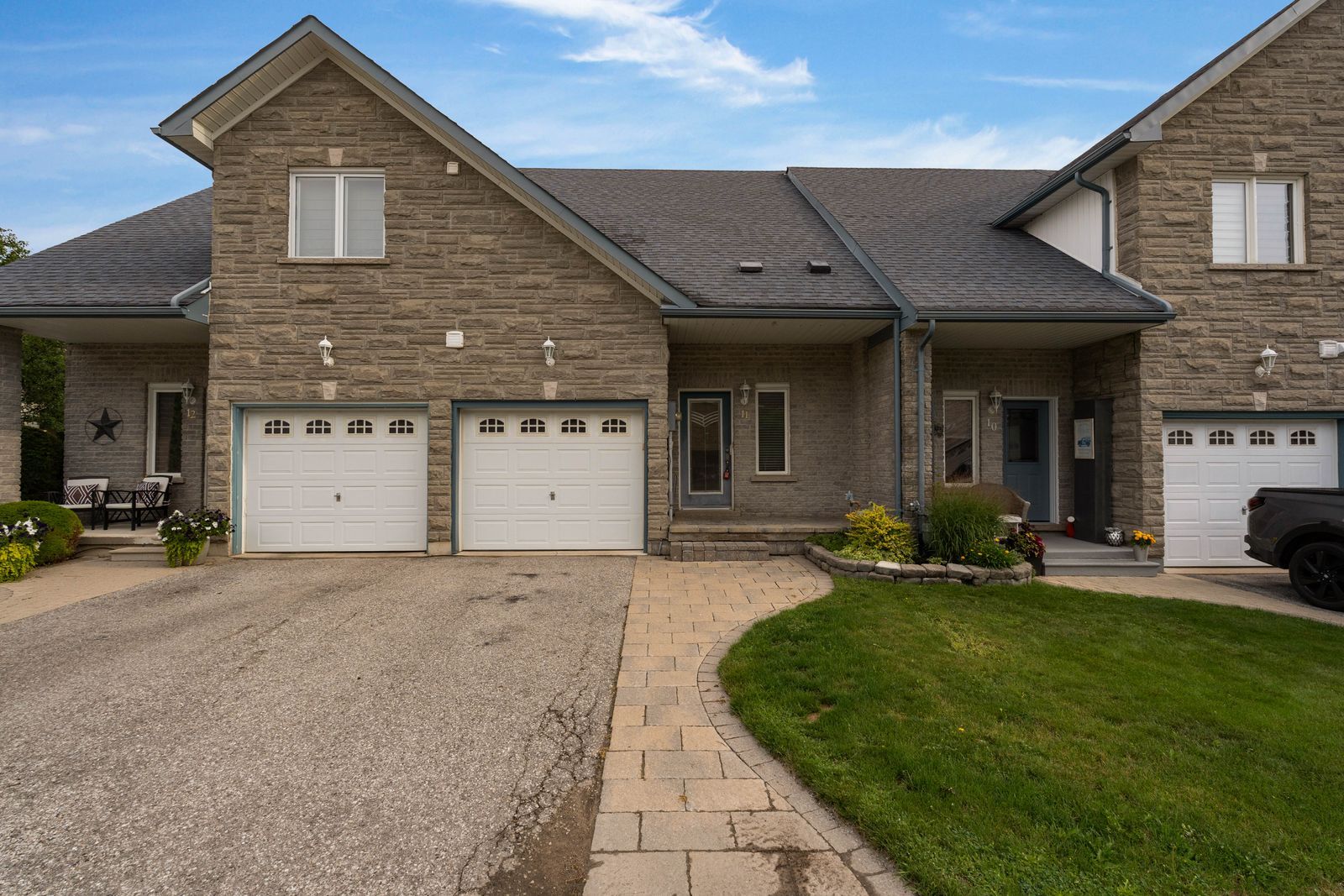 125 Huronia Road 11, Barrie, On L4n 4g1