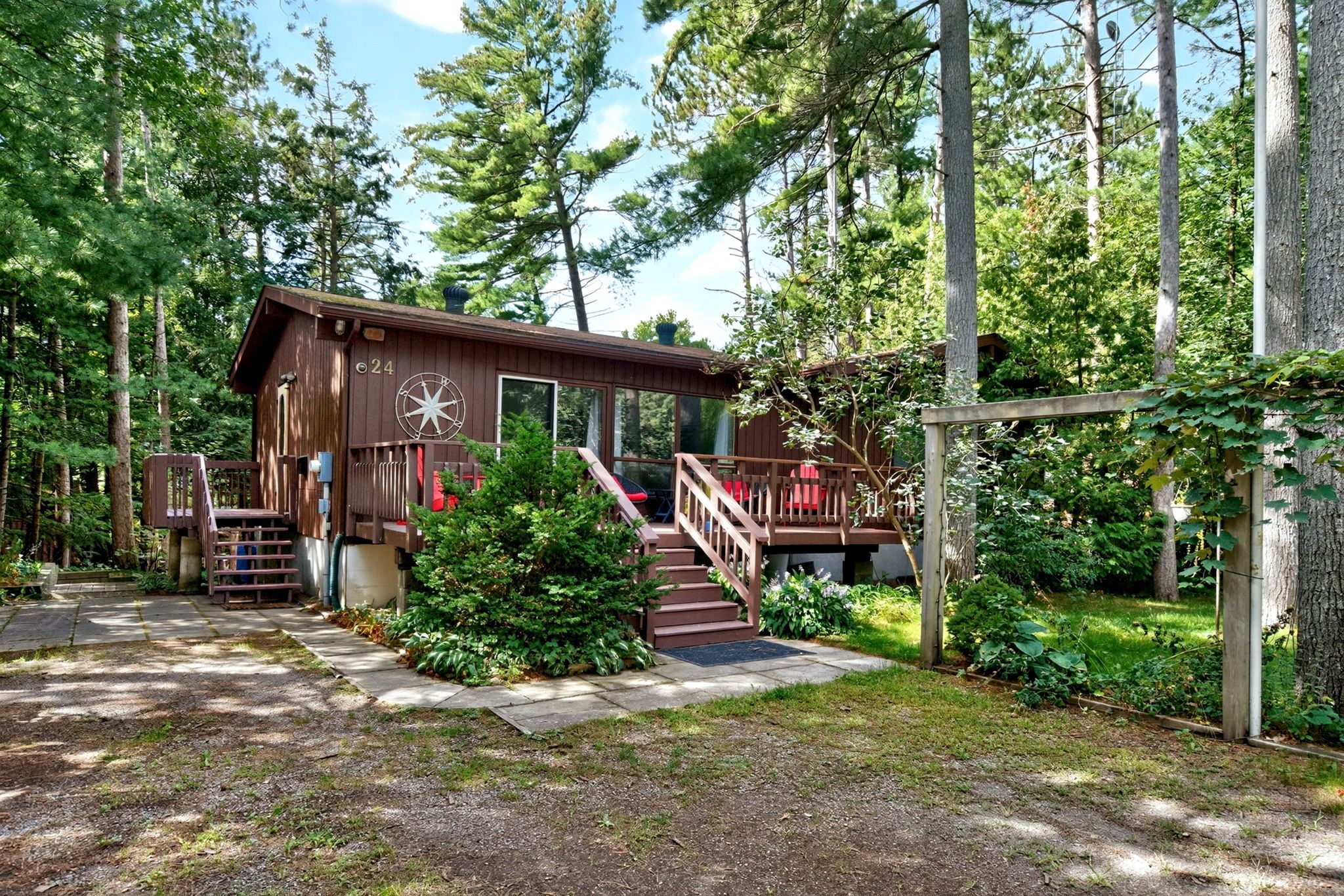24 Fernanne Drive, Tiny, On L0l 2j0