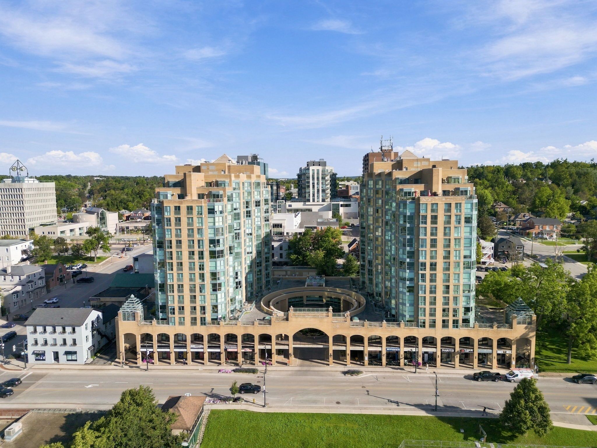 150 Dunlop Street E 710, Barrie, On L4m 6h1