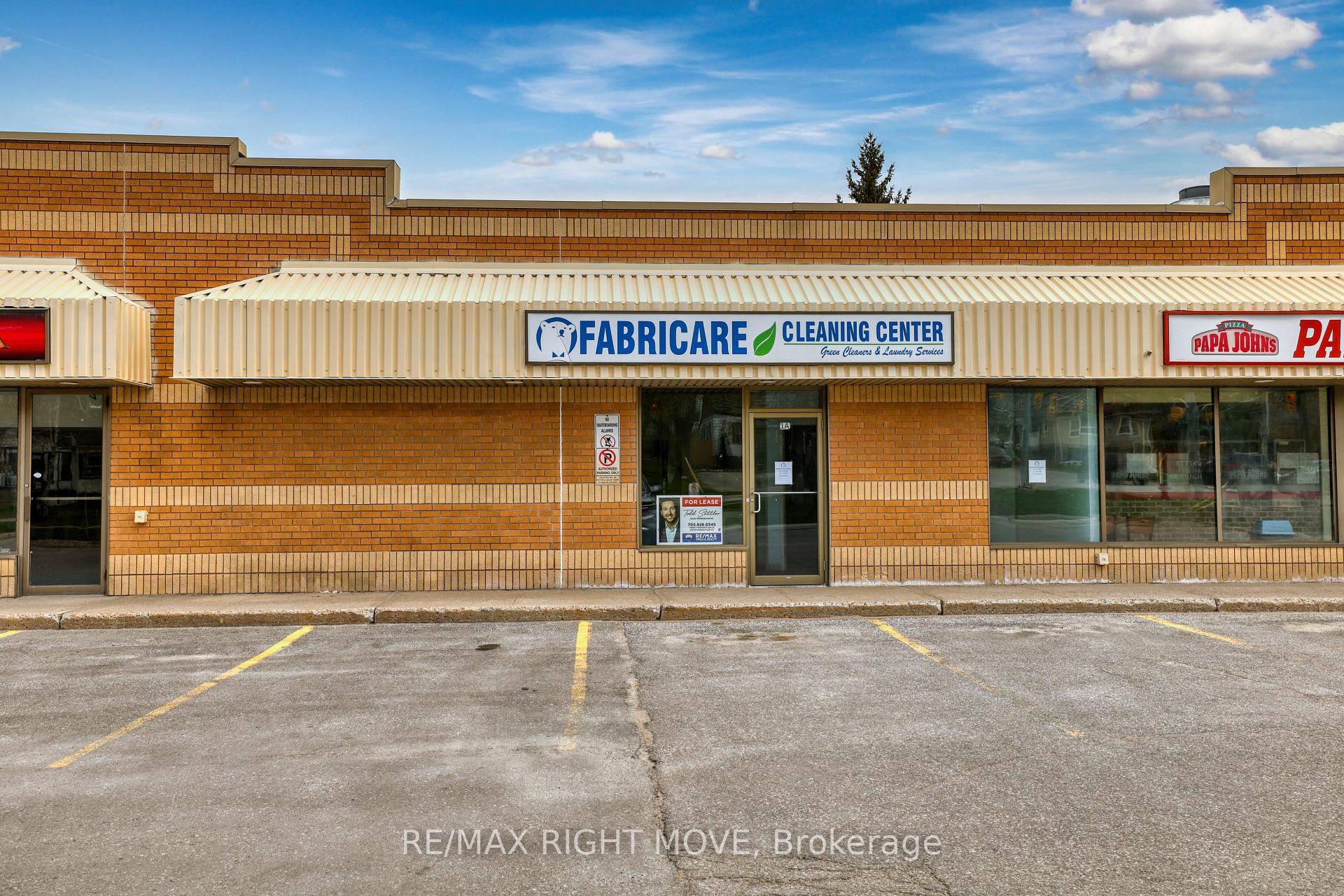 170 Memorial Avenue 1a, Orillia, On L3v 7m9