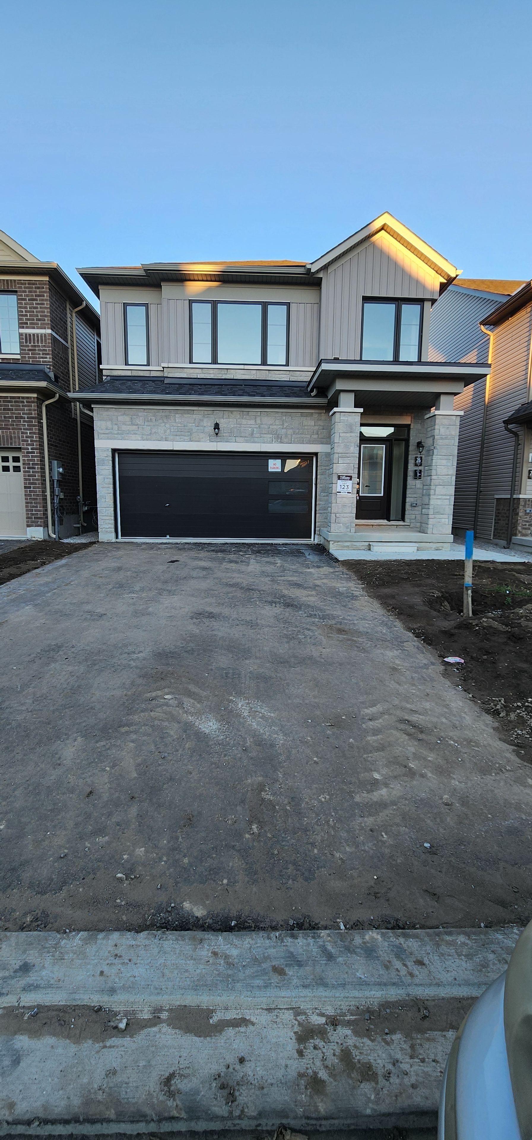 26 Prudhoe Terrace, Barrie, On L9j 0w2