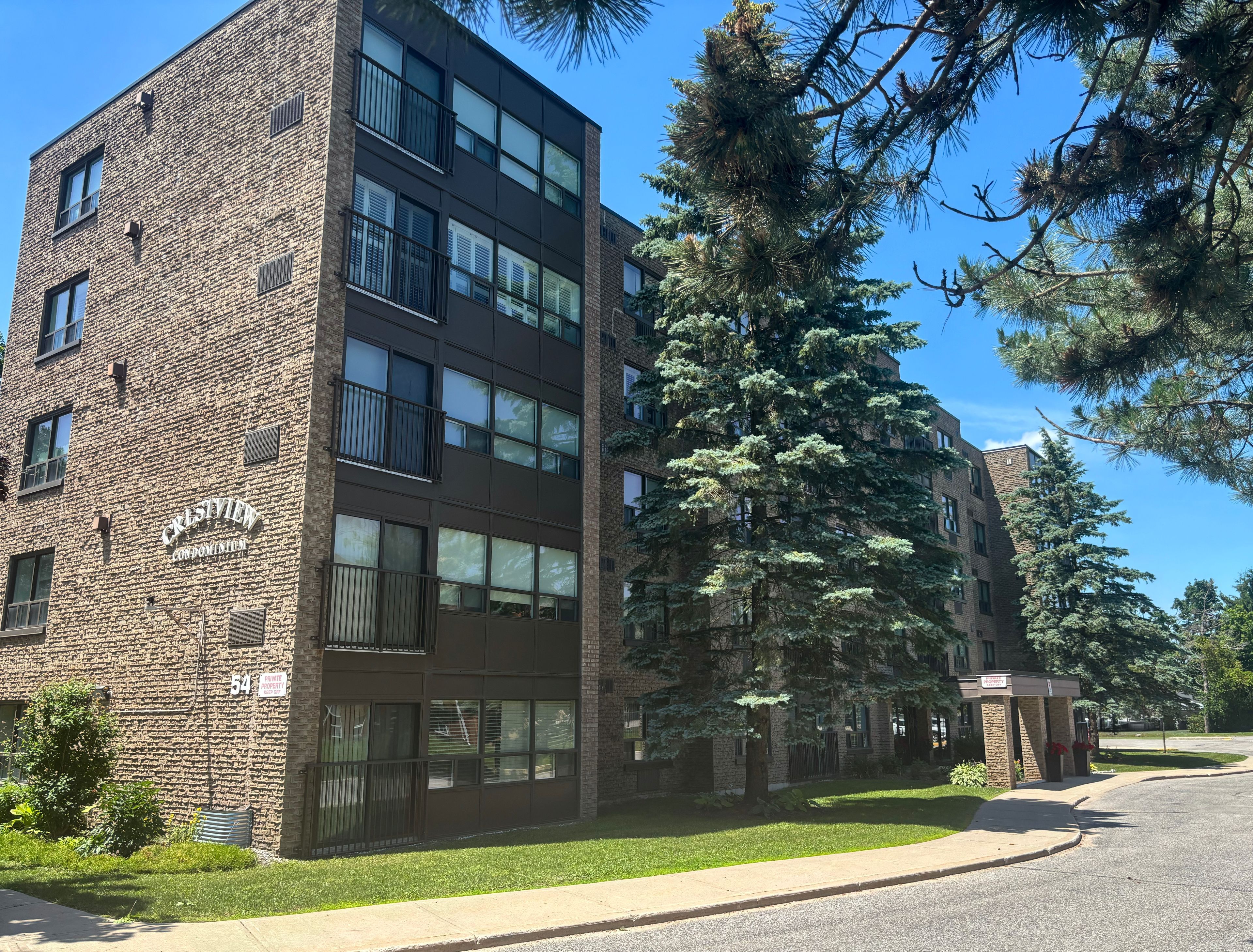 54 Fittons Road W 202, Orillia, On L3v 3t9