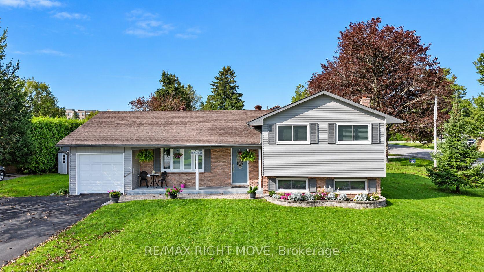 3 Lawson Avenue, Orillia, On L3v 3v5