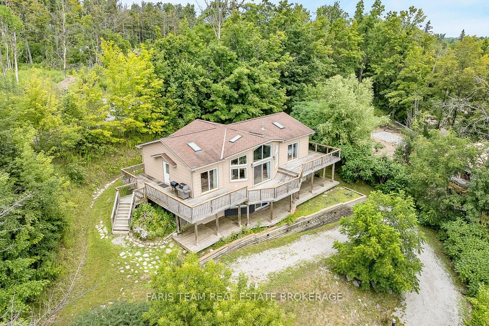 1858 Woods Bay Road, Severn, On L3v 0v7