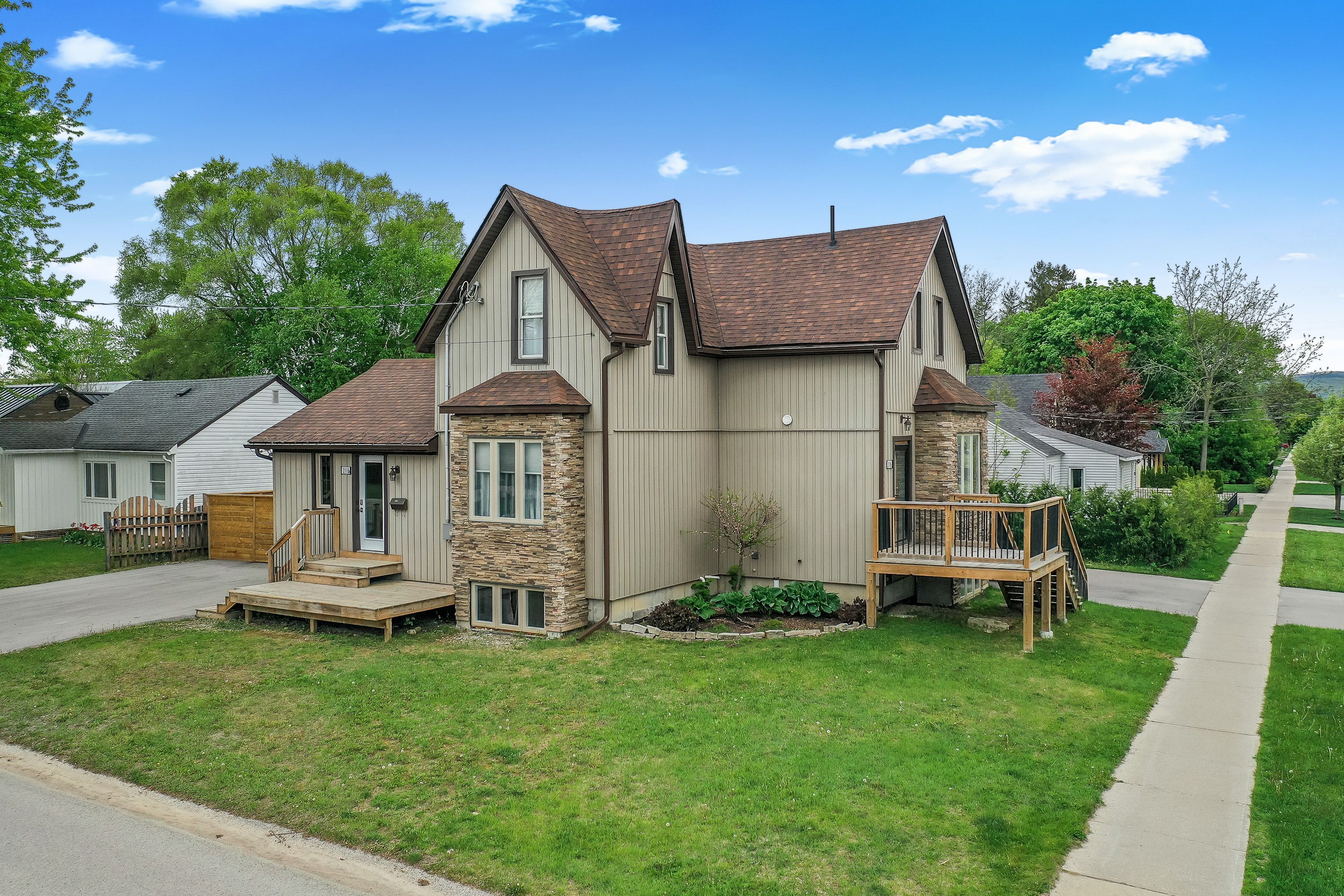 218 Fifth Street 2, Collingwood, On L9y 1x6