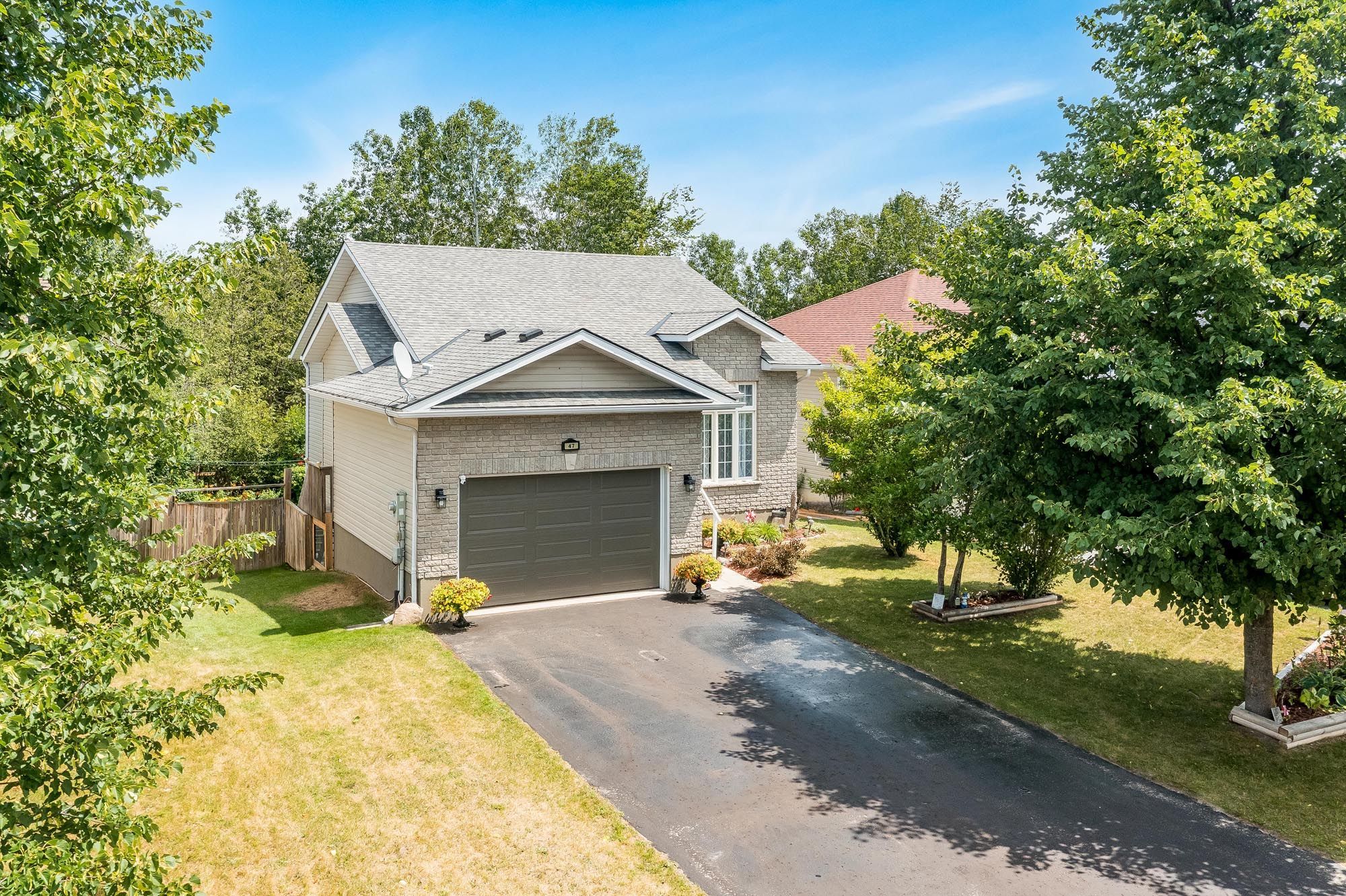 47 Georgias Walk, Tay, On L0k 2a0