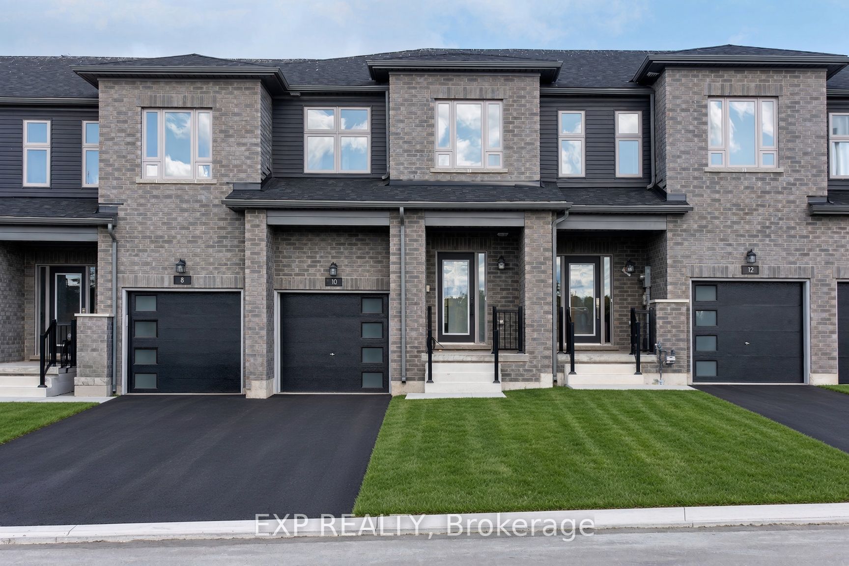 10 Mcaush Street, Barrie, On L9v 0v6