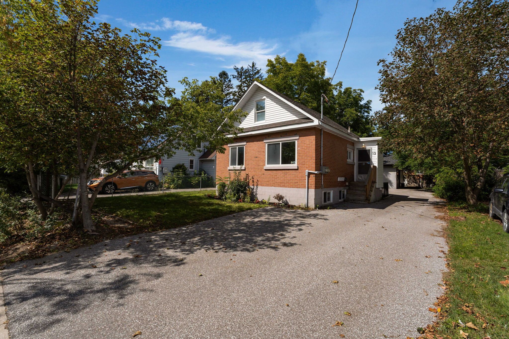 12 Dufferin Street Units 1 + 2 + Coach House, Barrie, On L4n 2j7