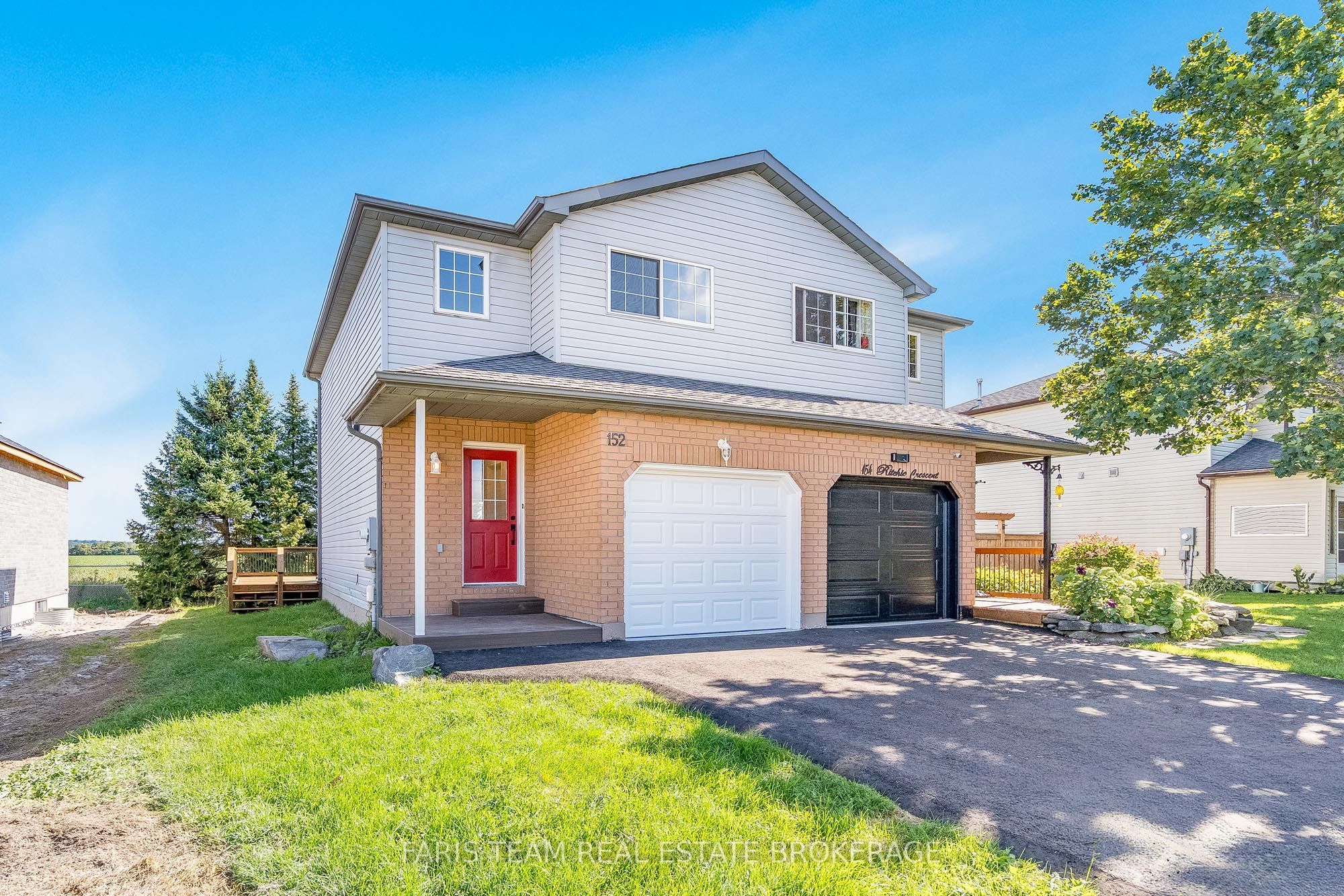 152 Ritchie Crescent, Springwater, On L0l 1p0