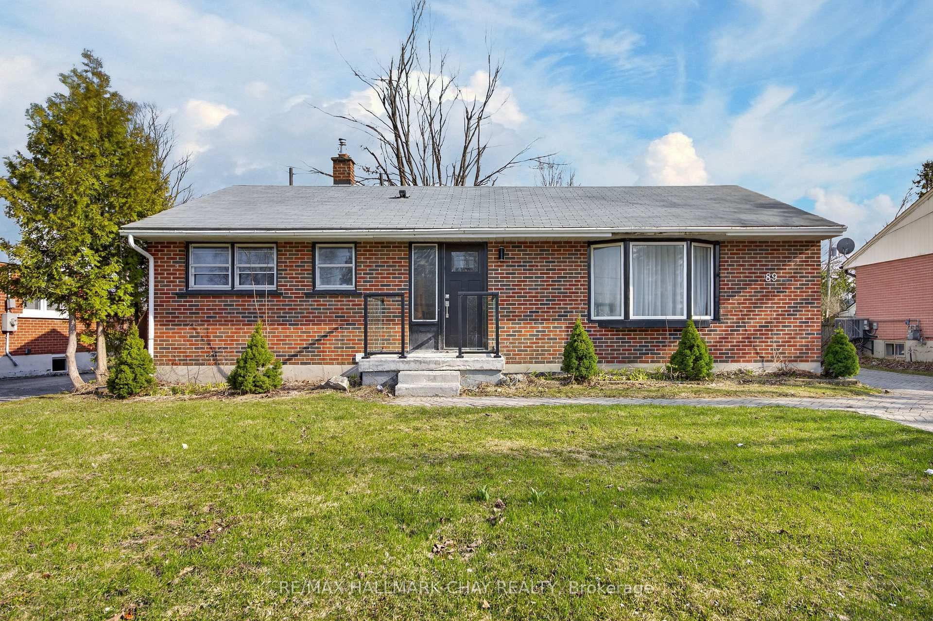 89 North St West (Main Floor Only) Street N, Orillia, On L3v 3s7