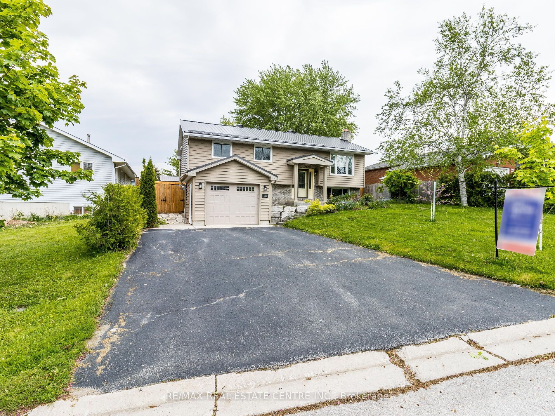 28 Teskey Court, Collingwood, On L9y 4r9