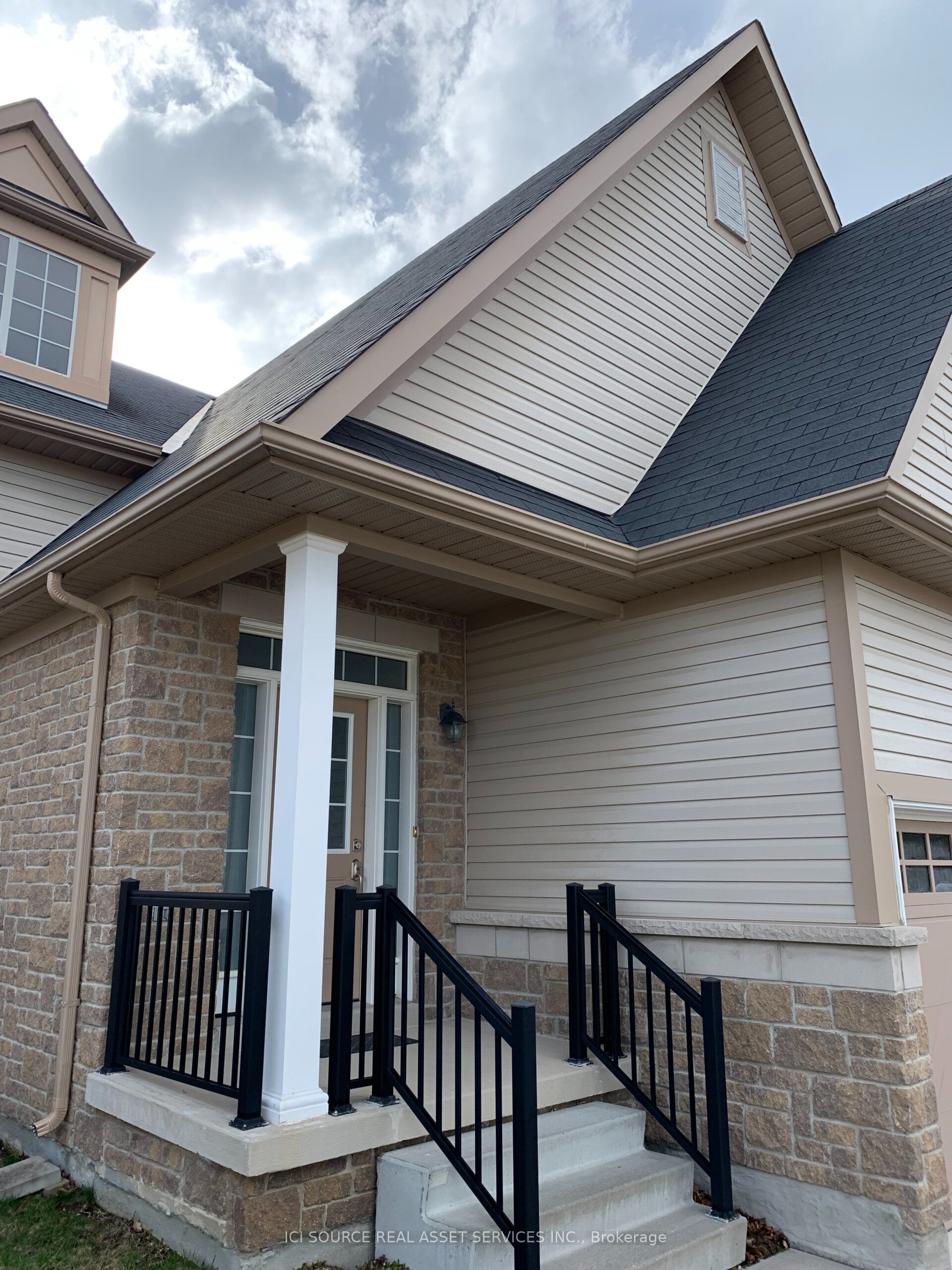 12 Grand Poplar Lane, Wasaga Beach, On L9z 0c7