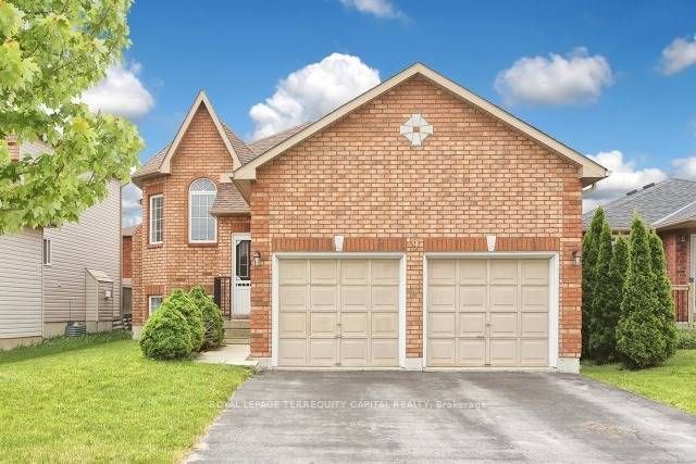 9 Catherine Drive Lower, Barrie, On L4n 0y5