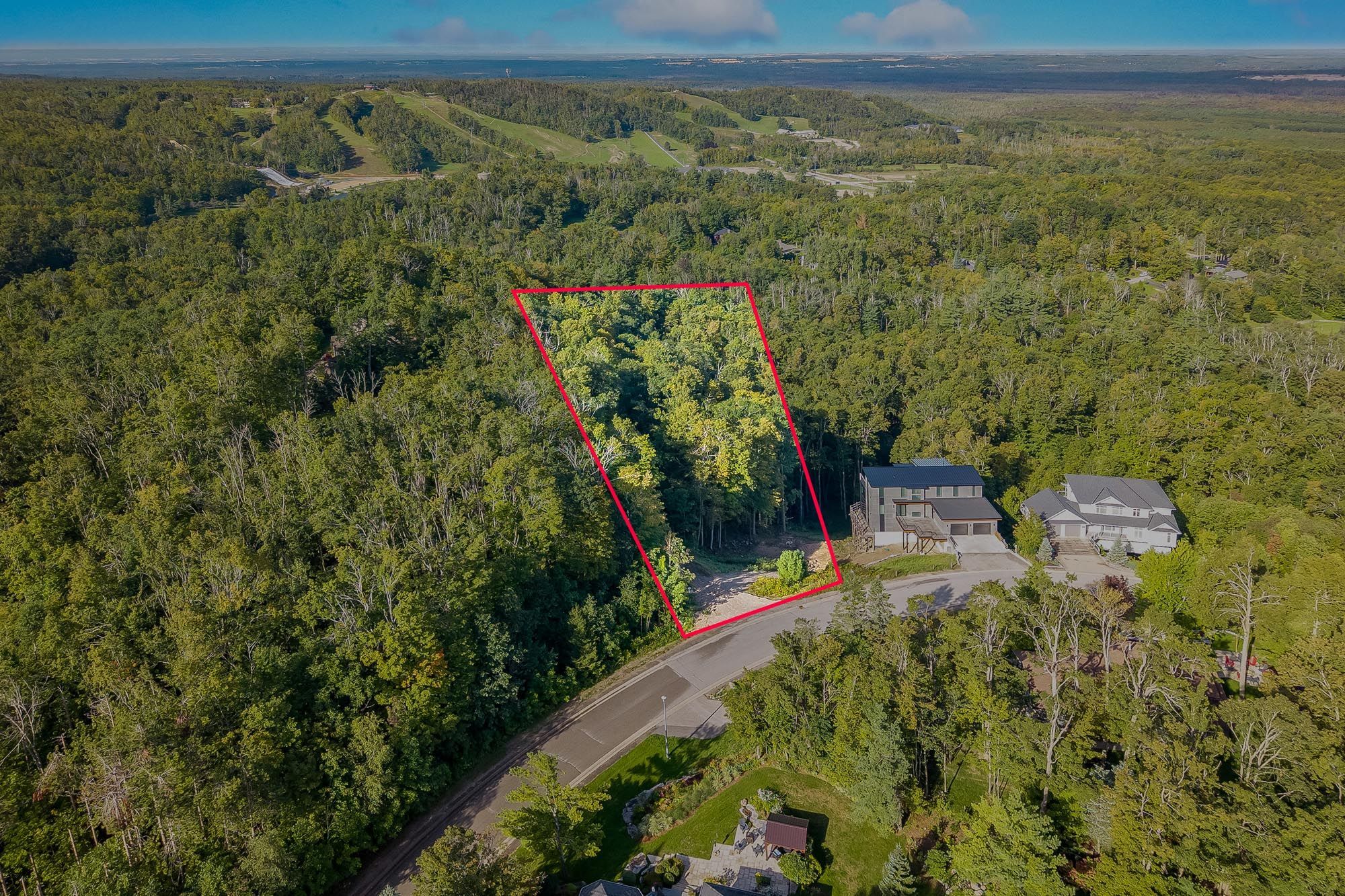 3 Valleycrest Drive, Oro-Medonte, On L0l 2l0