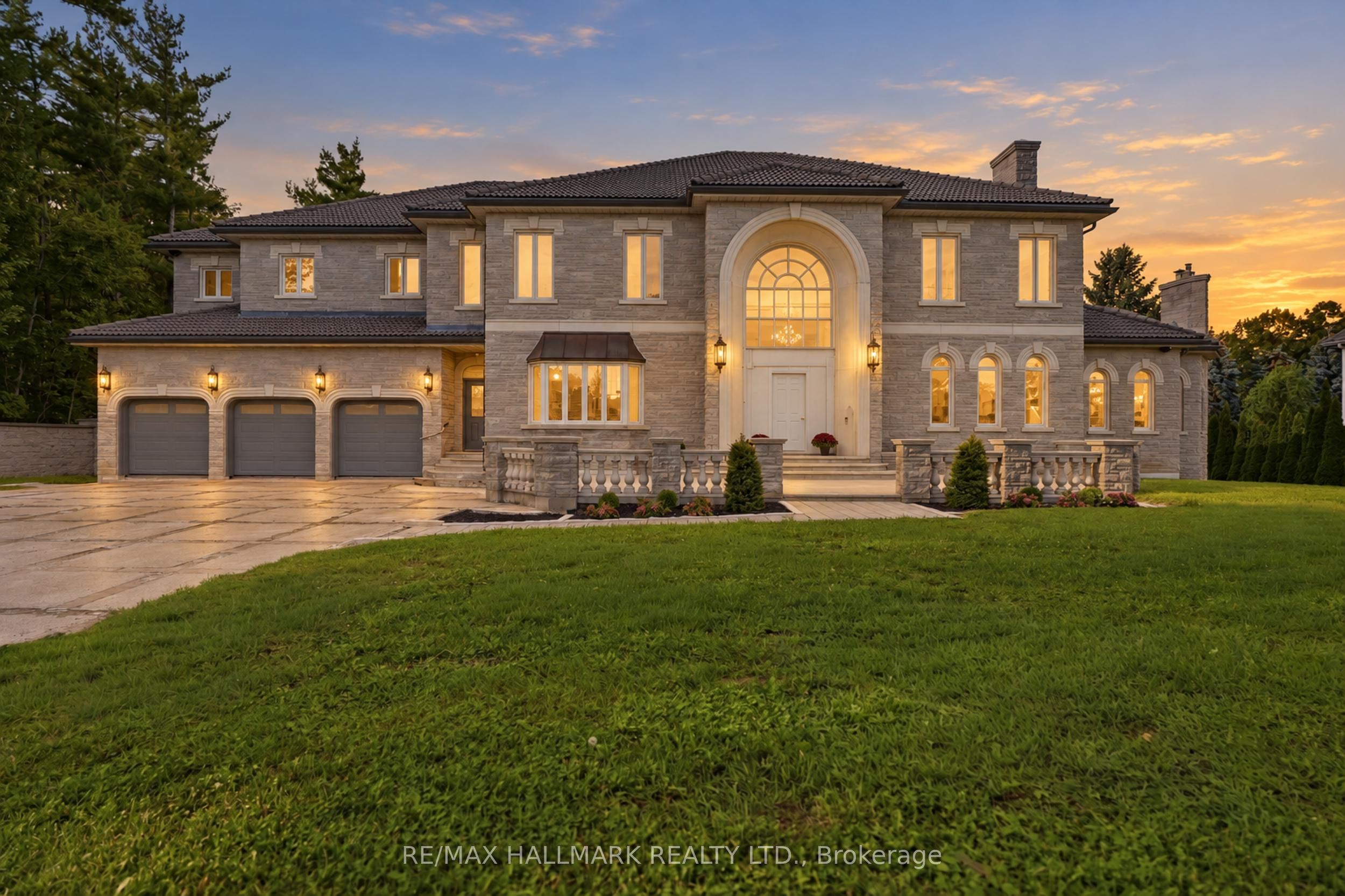 290 Tollendal Mill Road, Barrie, On L4n 7s6