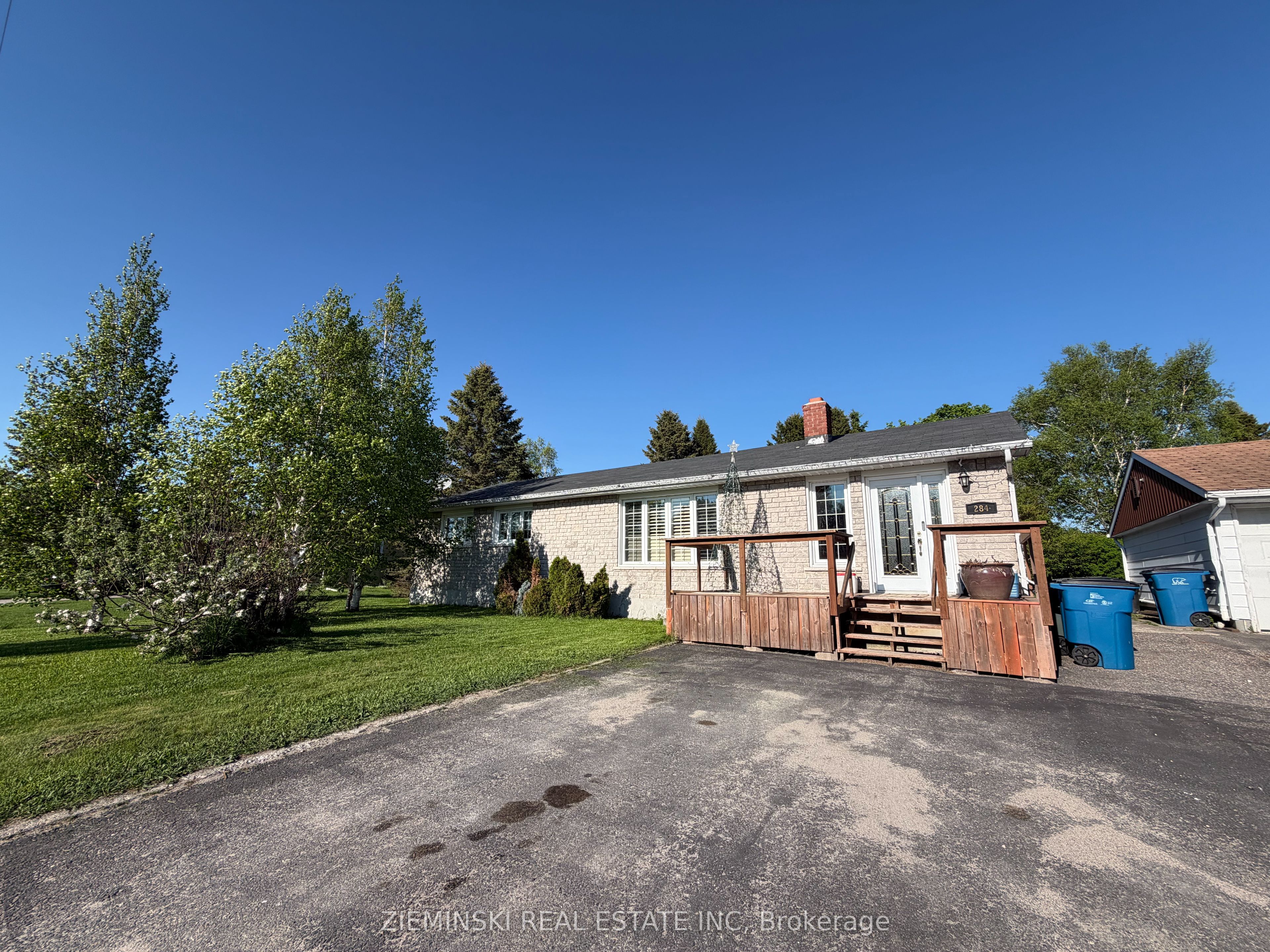 284 Fourteenth Avenue, Cochrane, On P0l 1c0