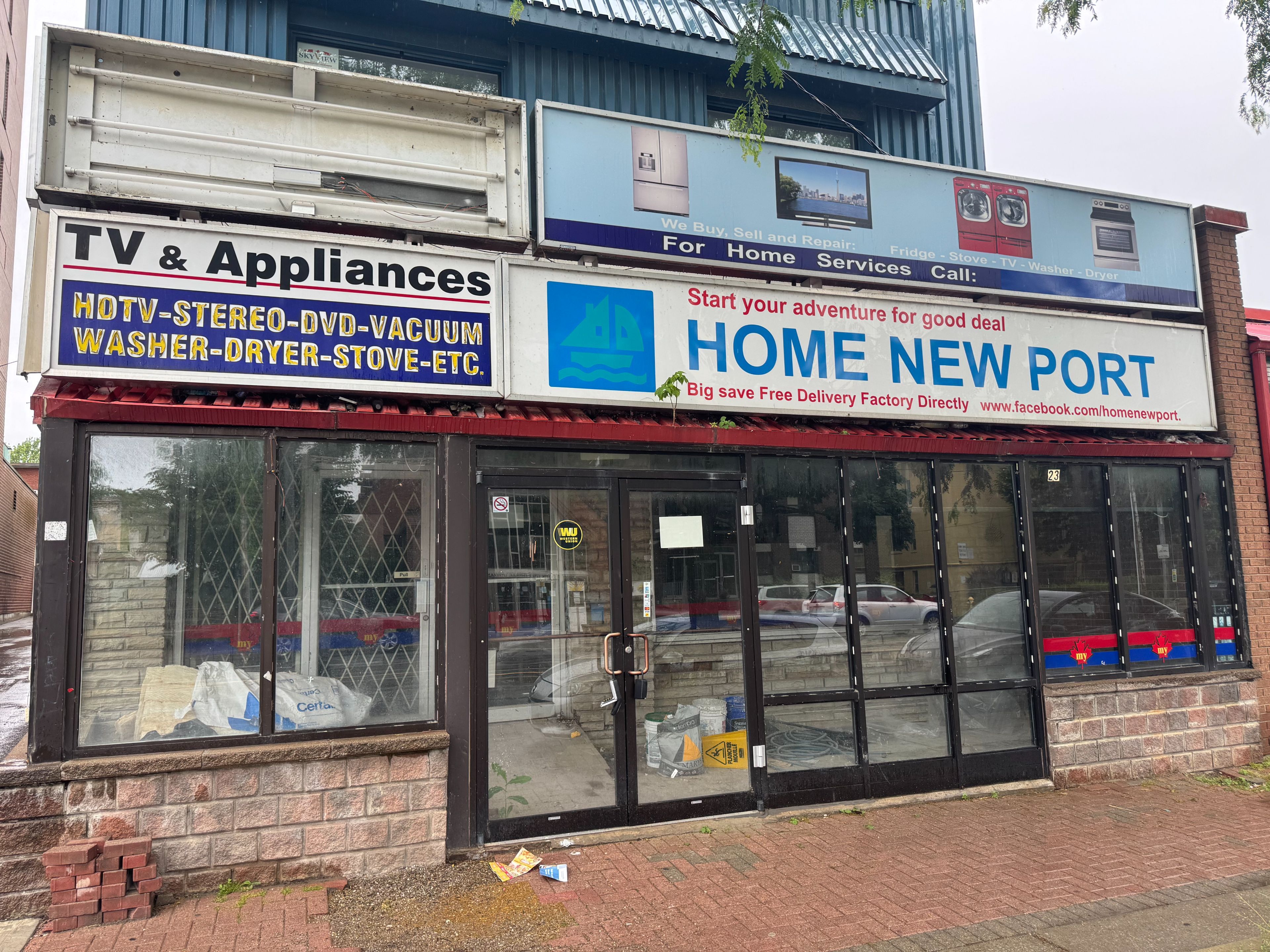 2386 Lake Shore Boulevard W, Toronto, On M8v 1c3