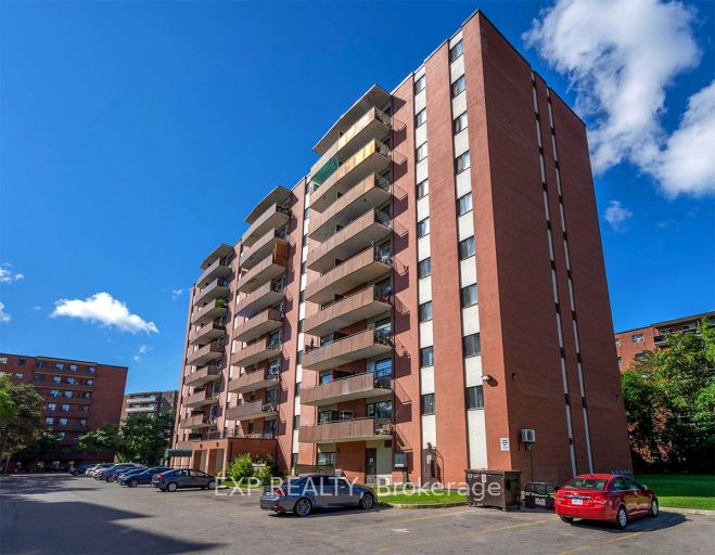 45 Paisley Boulevard W, Mississauga, On L5b 1e4