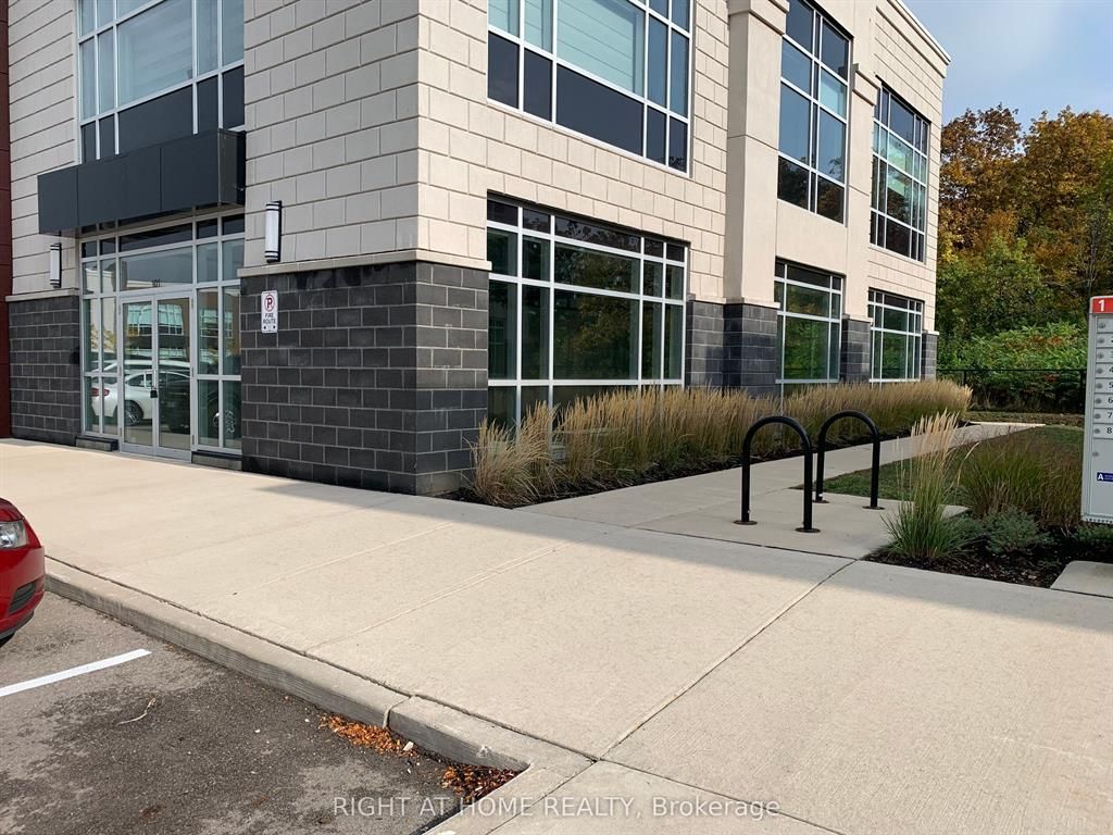 3475 Rebecca Street 101, Oakville, On L6l 0h3