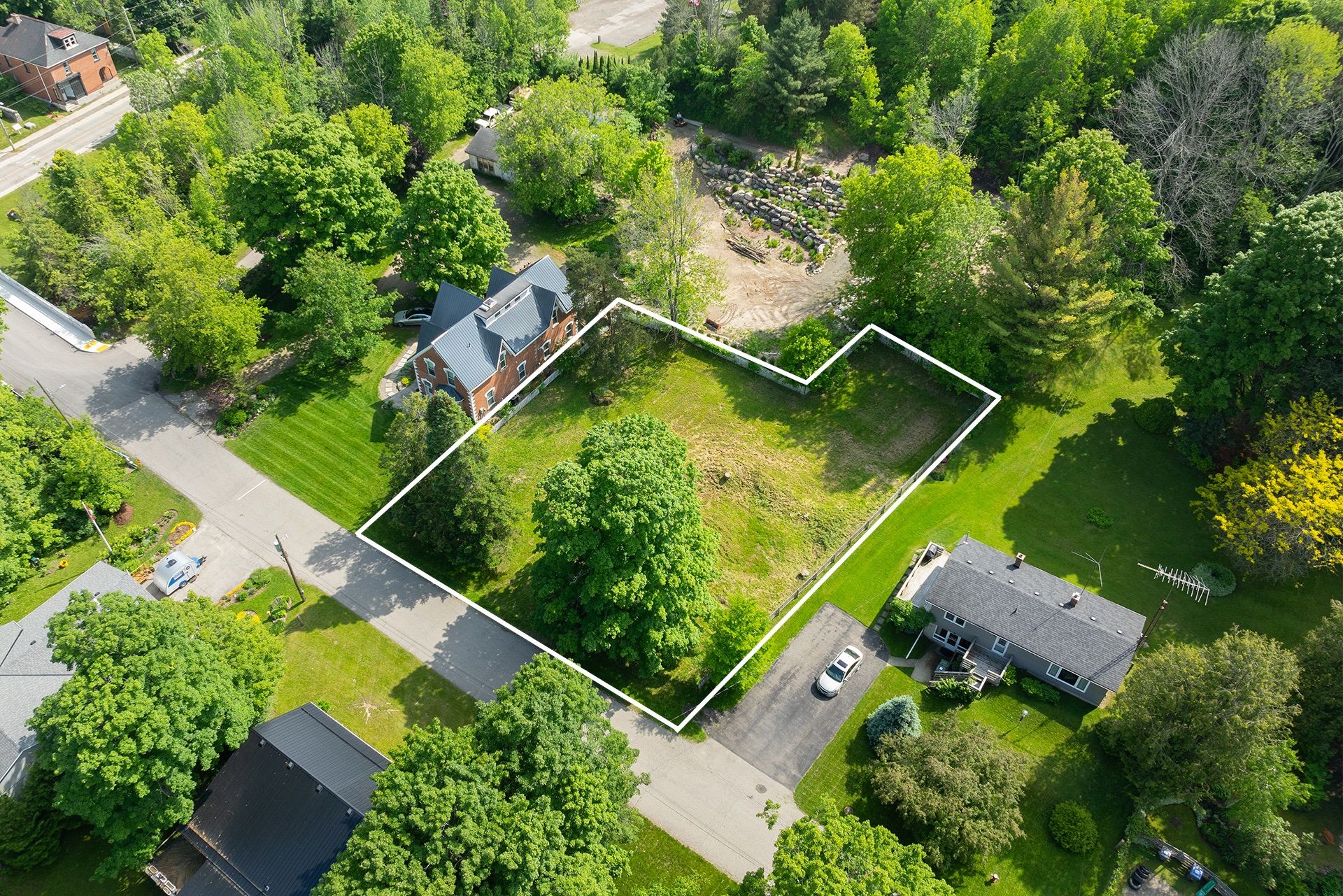 00 Amelia Street, Caledon, On L7k 0e4