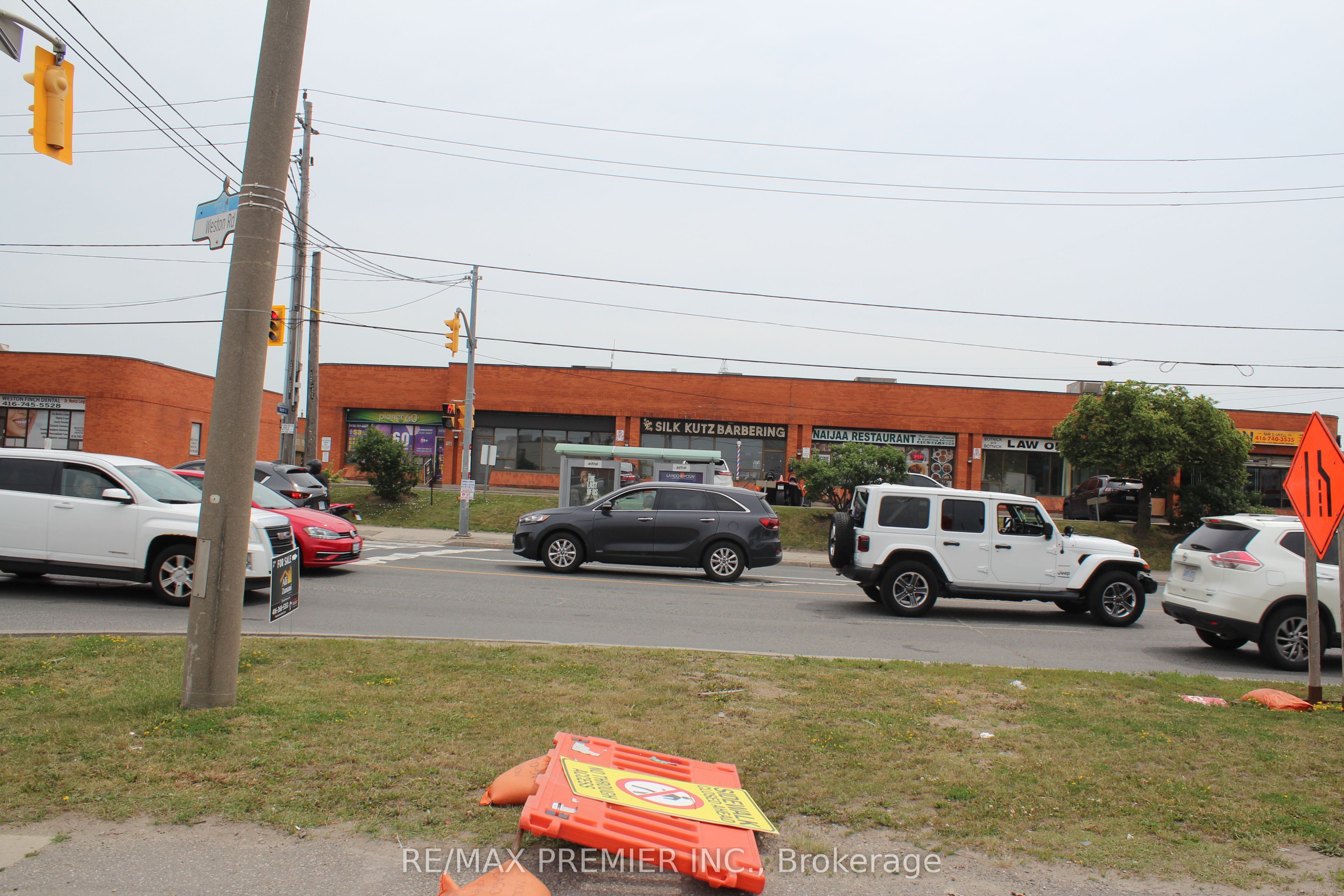 2300 Finch Avenue 58, Toronto, On M9m 2y3