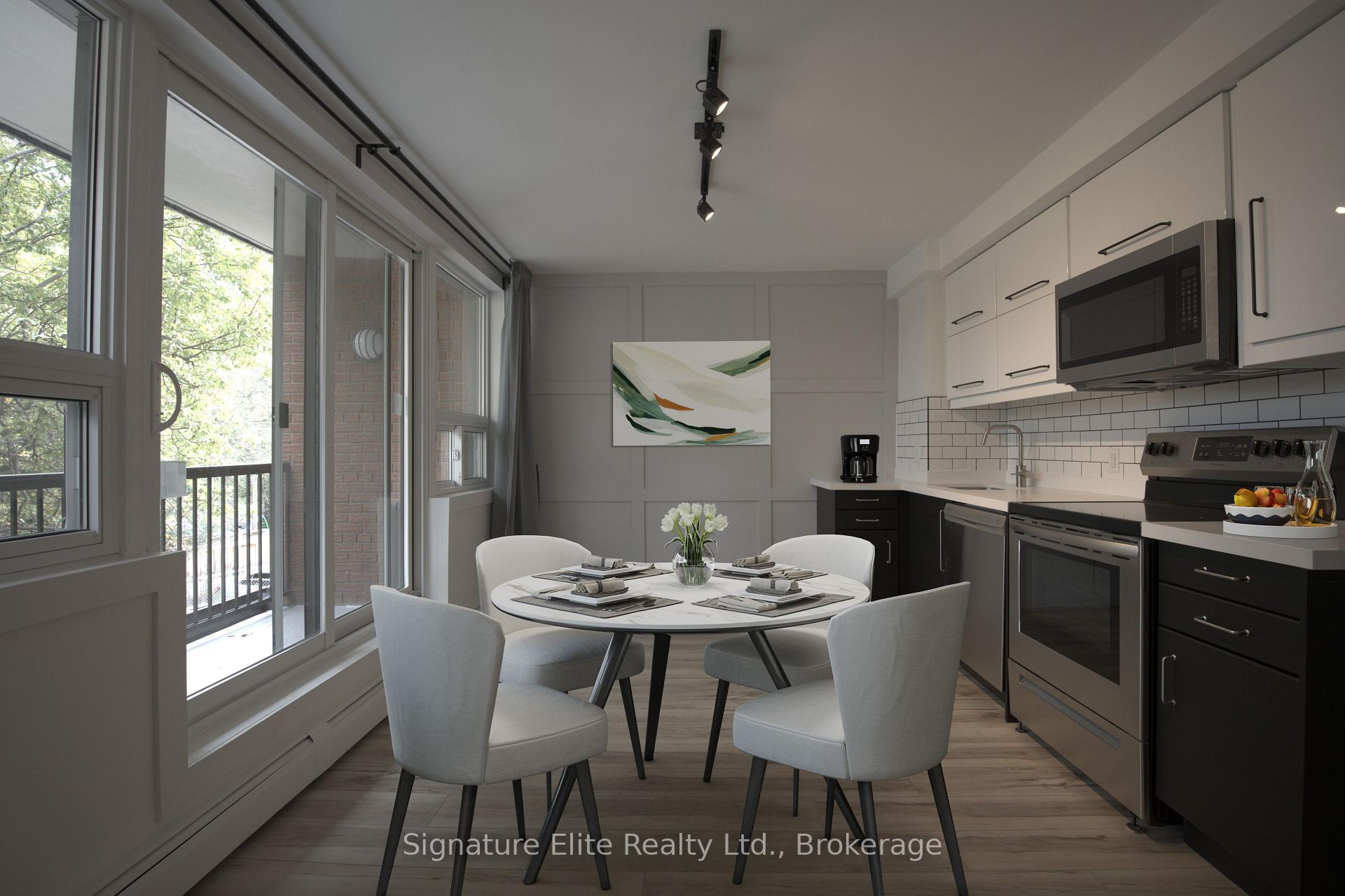 291 Scarlett Road 303, Toronto, On M6n 4l1