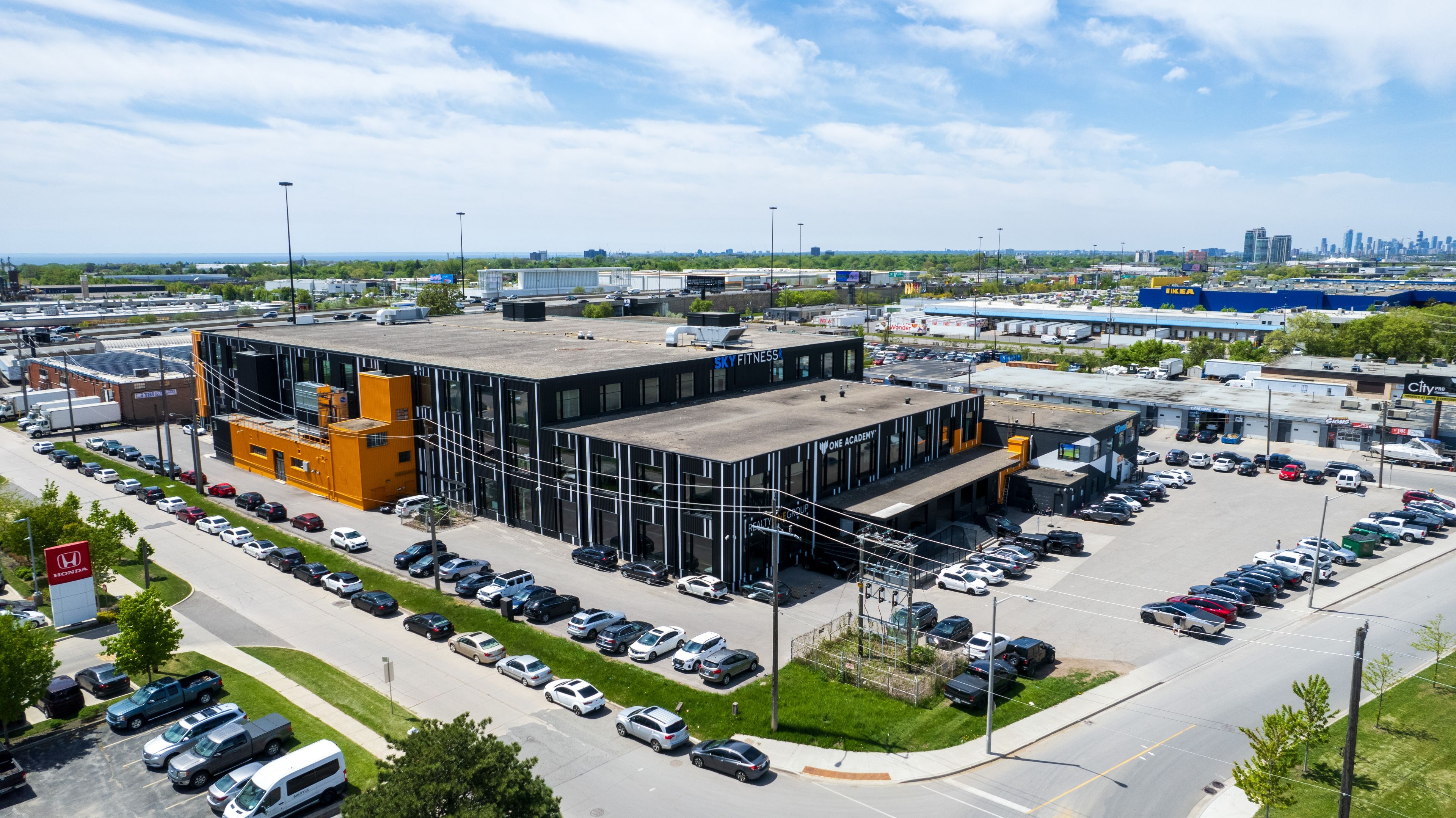 1377 The Queensway 210, Toronto, On M8z 1t1