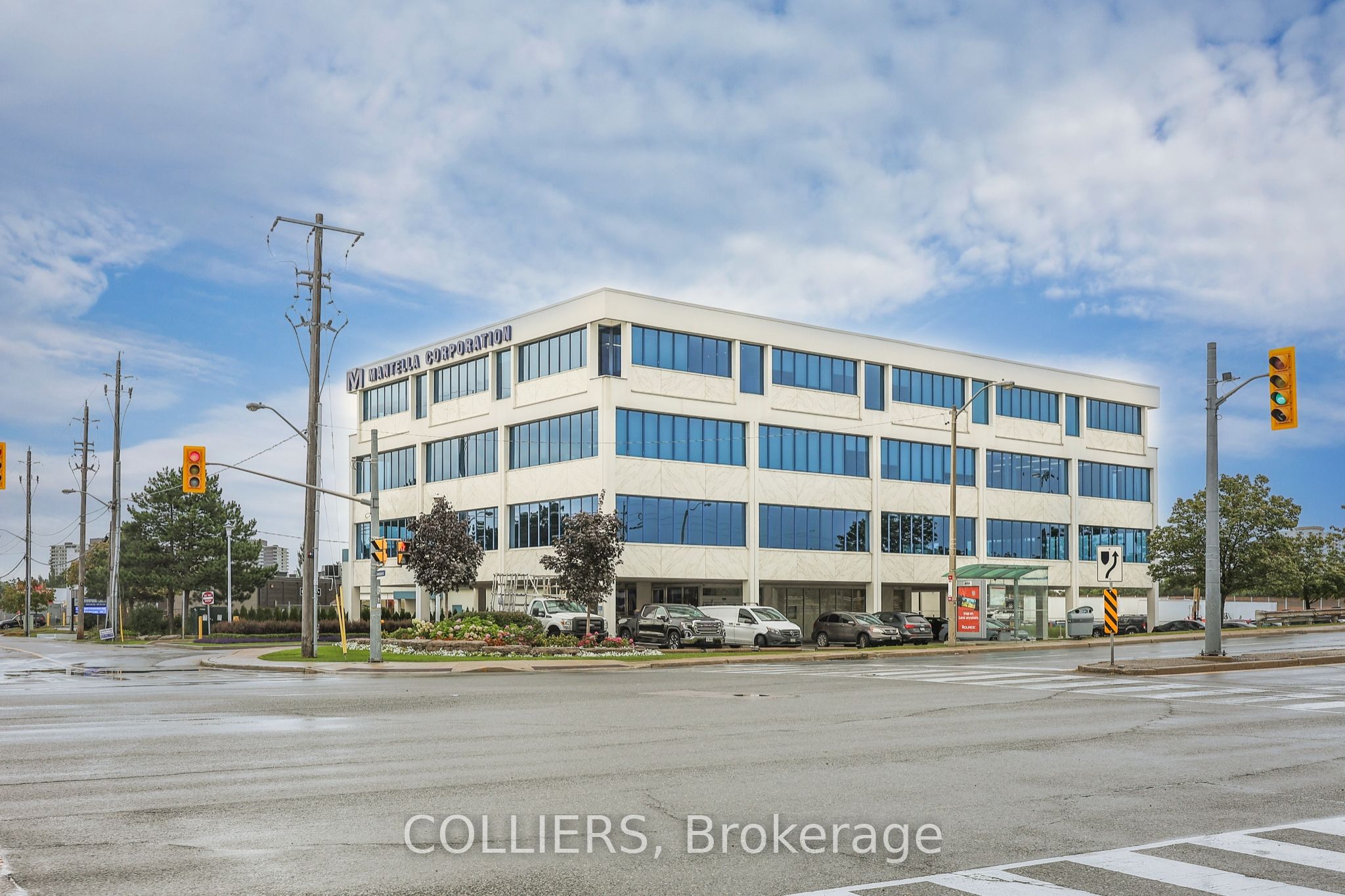 1 Greensboro Drive 204, Toronto, On M9w 1c8