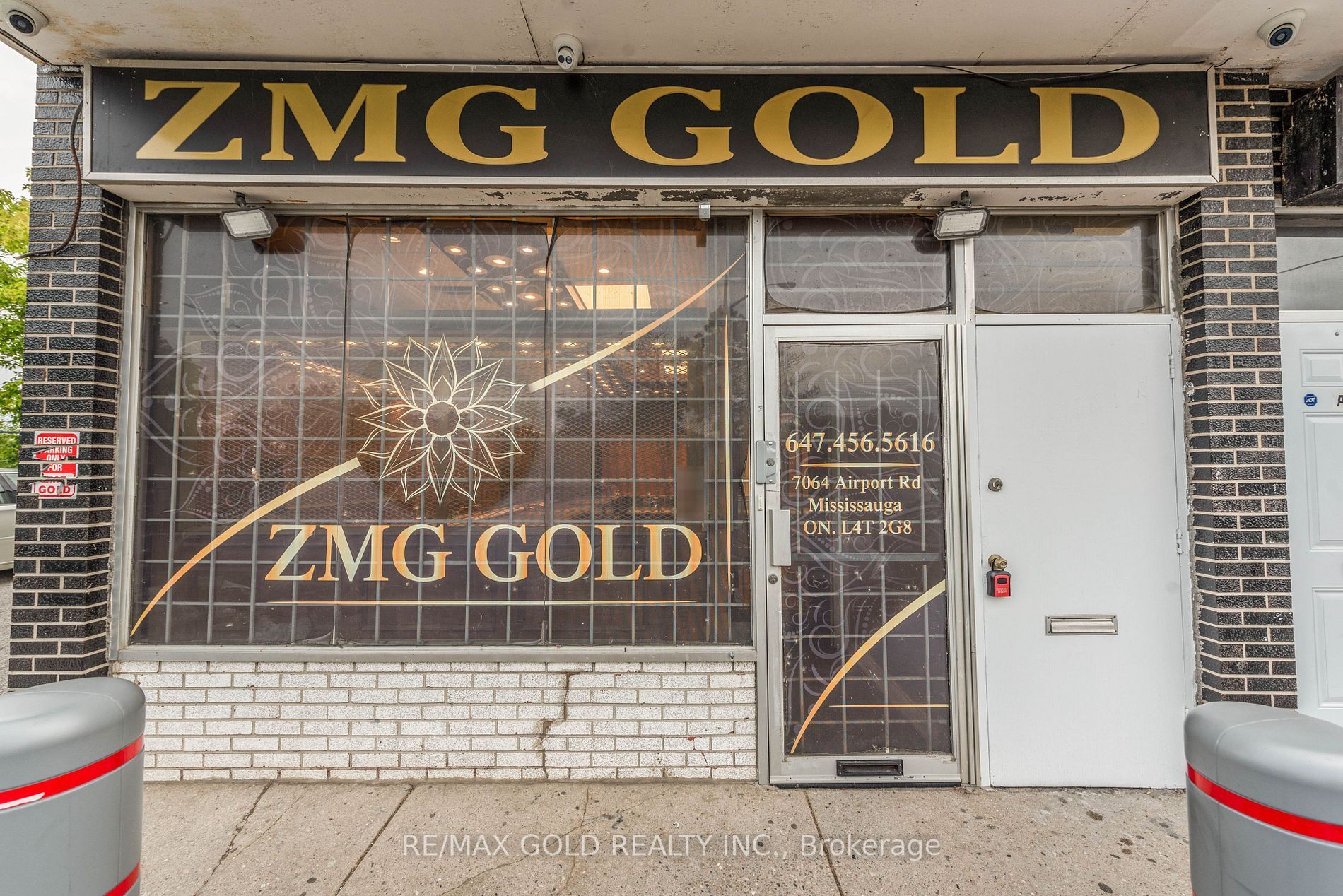 7064 Airport Road 7064, Mississauga, On L4t 2g8
