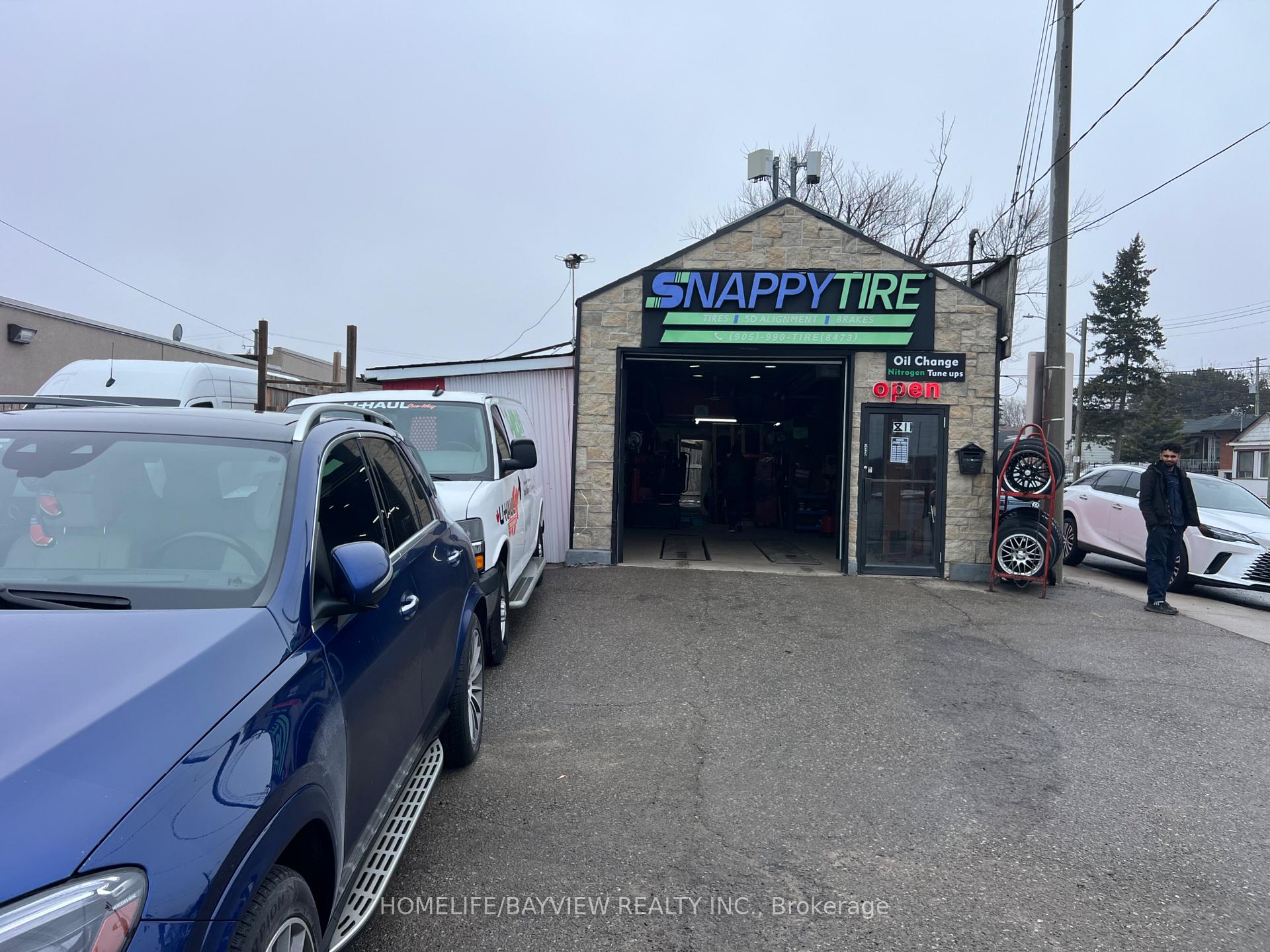 811 Lakeshore Road E, Mississauga, On L5e 1c8