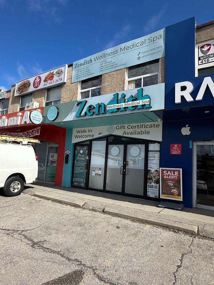 2551 Hurontario Street, Mississauga, On L5a 2g4
