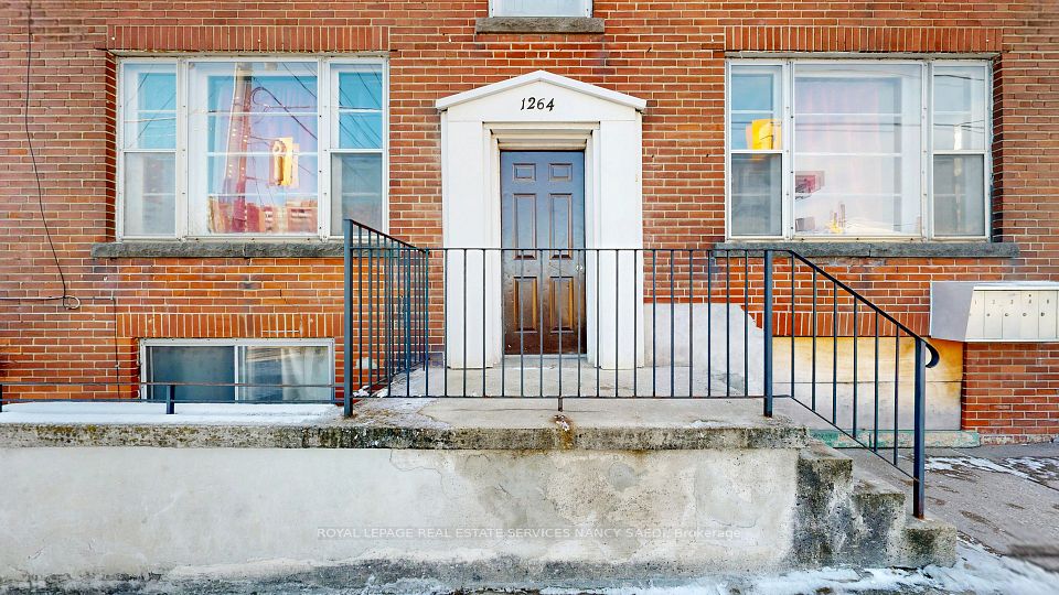 1264 Weston Road, Toronto, On M6m 4r1
