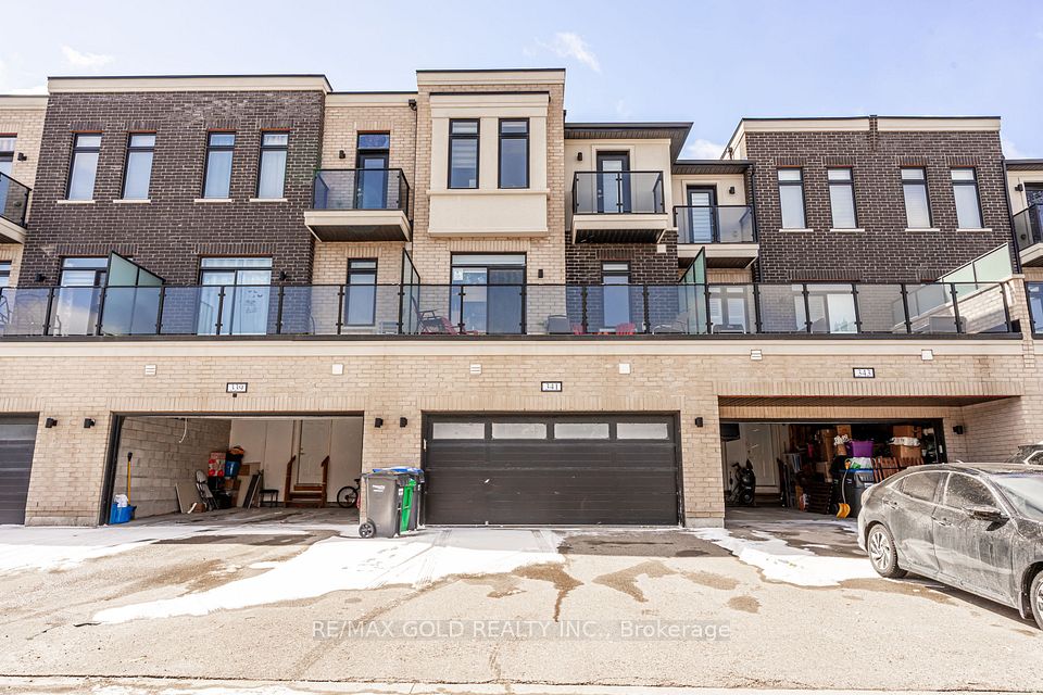 341 Veterans Drive, Brampton, On L7a 0b2