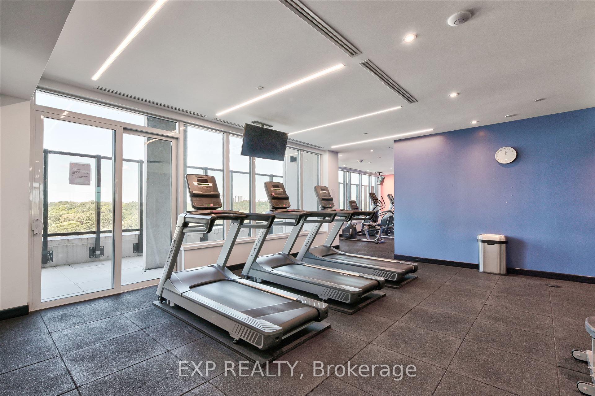 1926 Lakeshore Boulevard W 2216, Toronto, On M6s 1a1