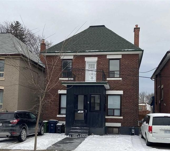 71 Clouston Avenue, Toronto, On M9n 1a8