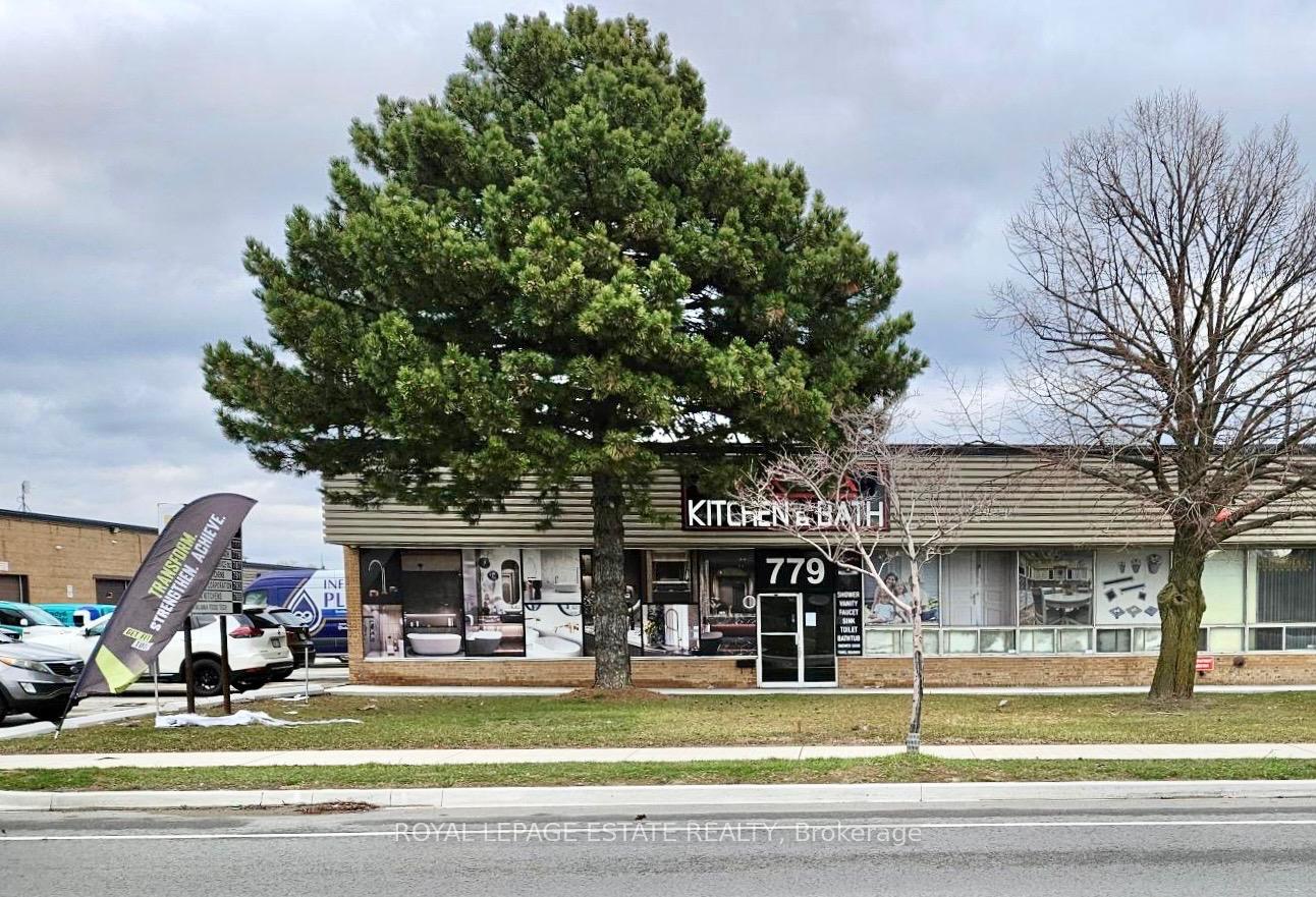 779 Alness Street, Toronto, On M3j 2h8