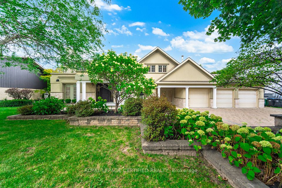 2197 Courrier Lane, Mississauga, On L5c 1v1