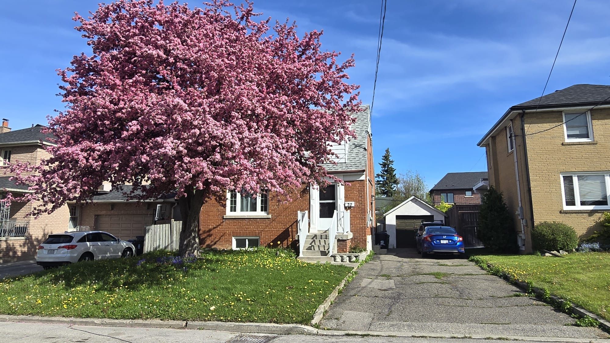 70 Westdale Drive, Toronto, On M3k 1a6