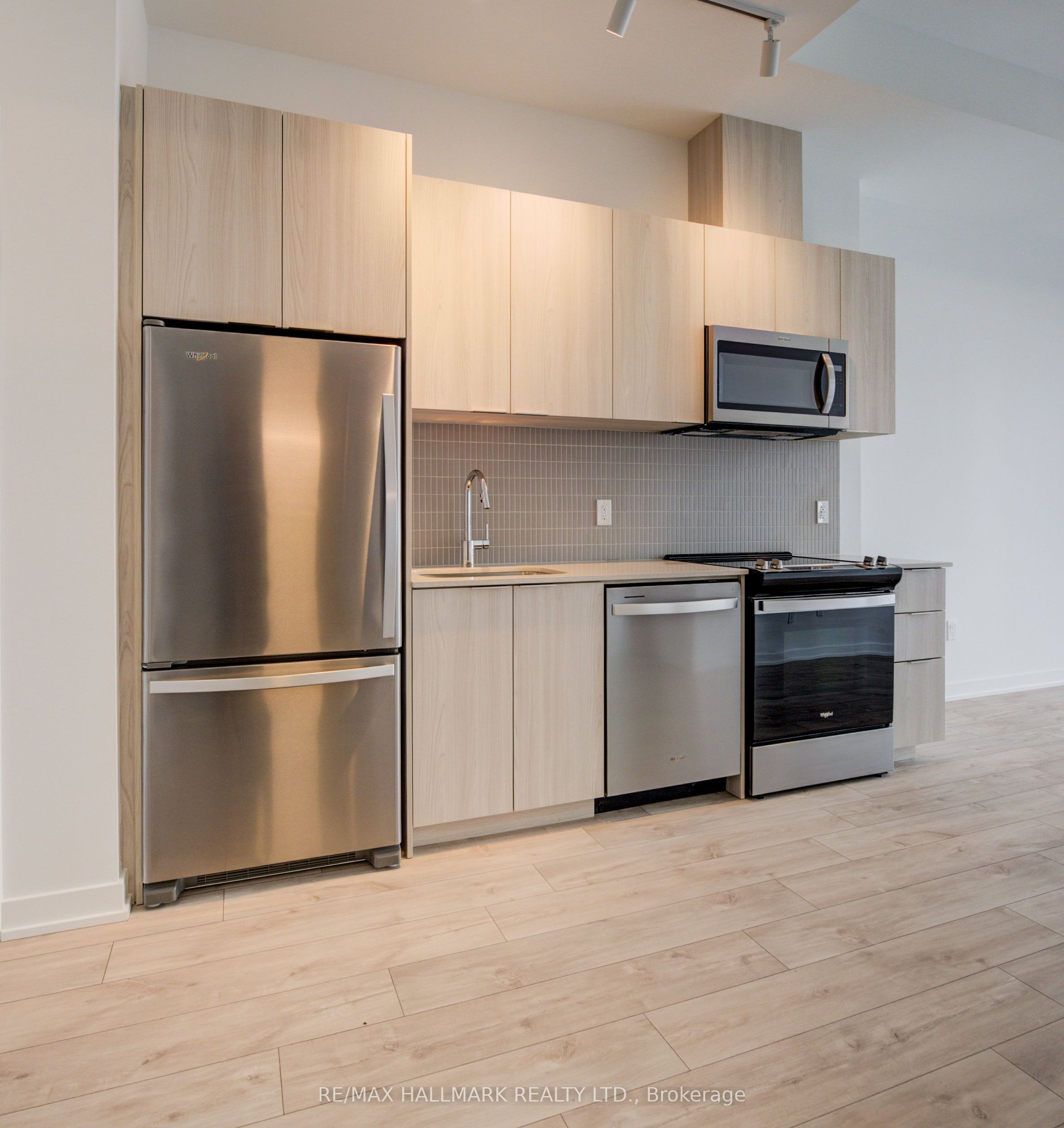 720 Whitlock Avenue 816, Milton, On L9e 1s2